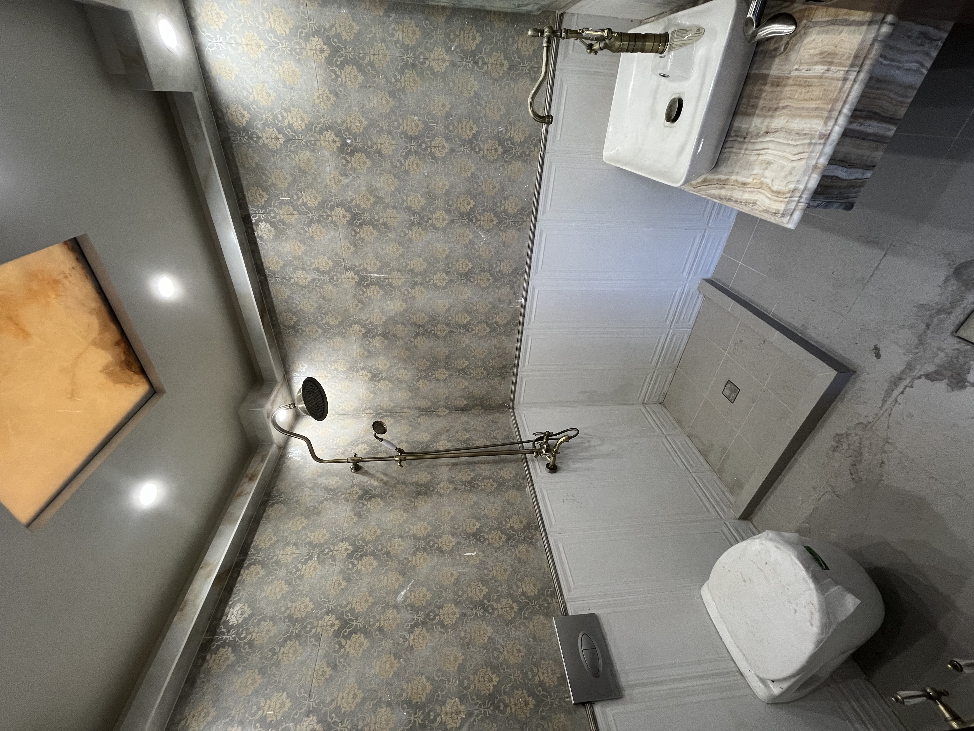 رهن کامل آپارتمان 2 خوابه در تاپ لوکیشن فرمانیه-پاسداران