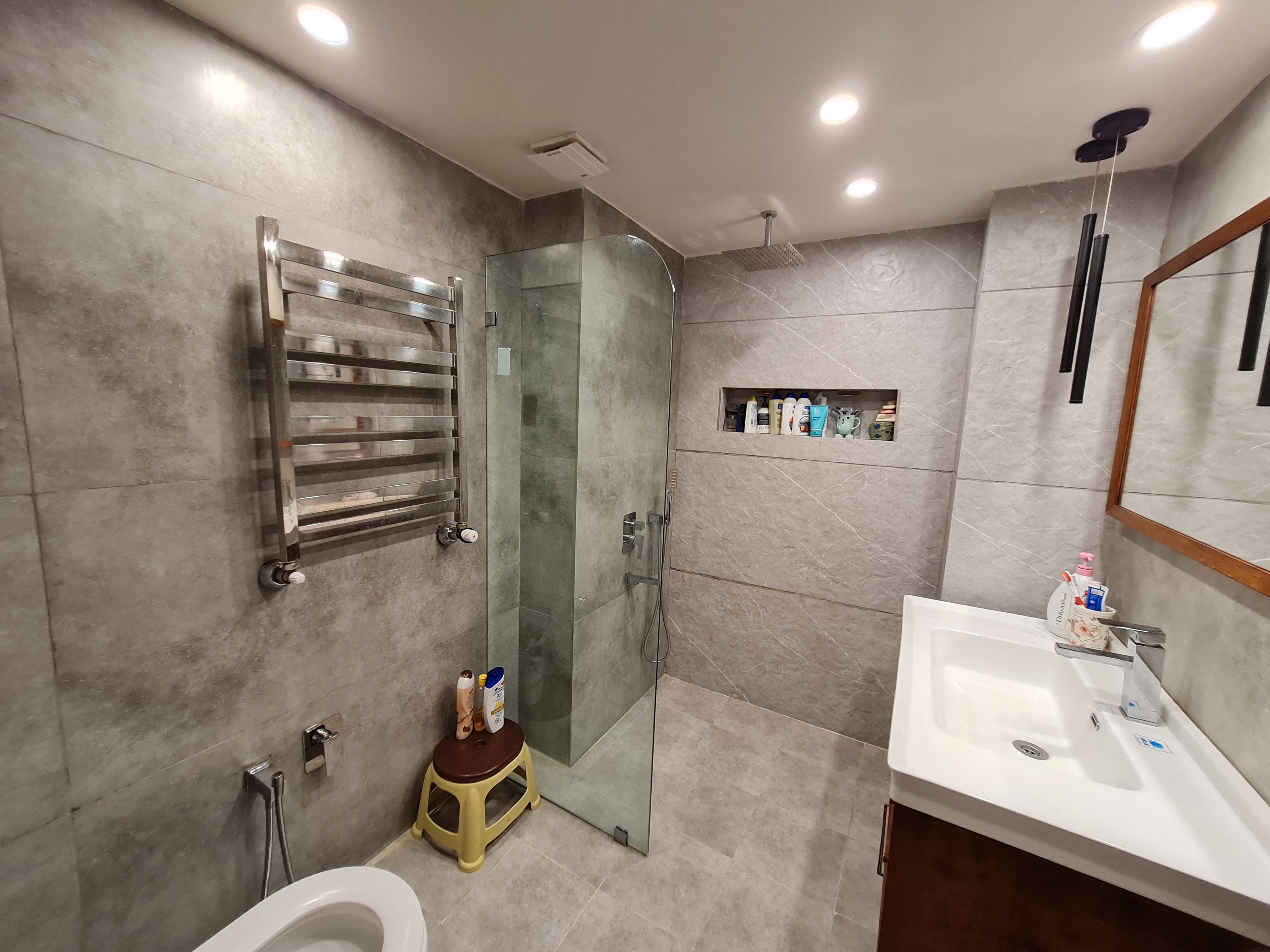 فروش آپارتمان 135 متر دیباجی جنوبی