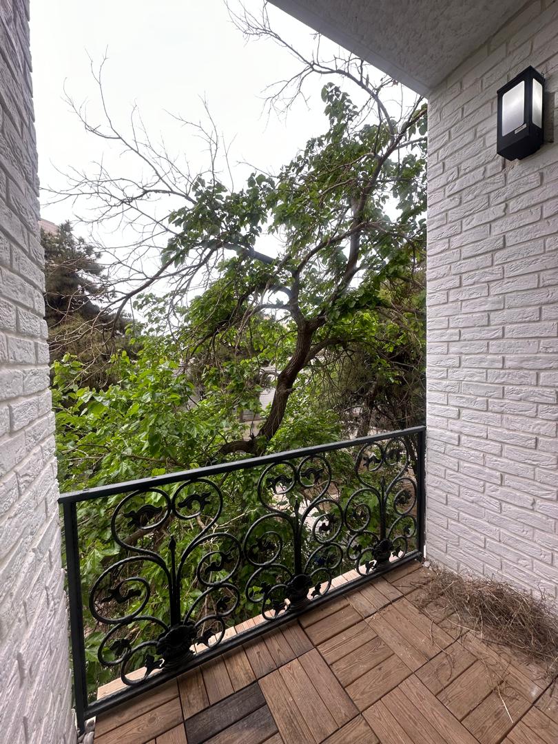 فروش آپارتمان 126 متر آجودانیه