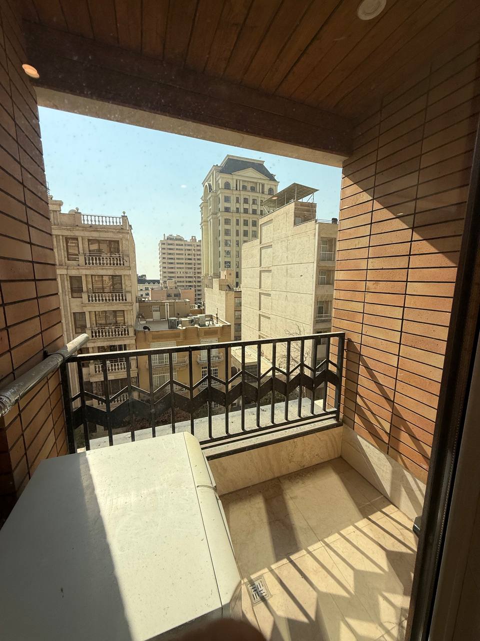 اجاره آپارتمان 200 متر نیــاوران