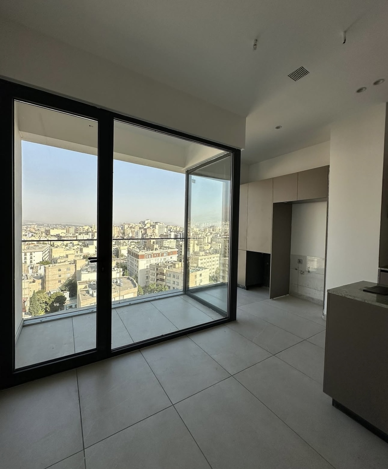 فروش آپارتمان 200 متر دیباجی