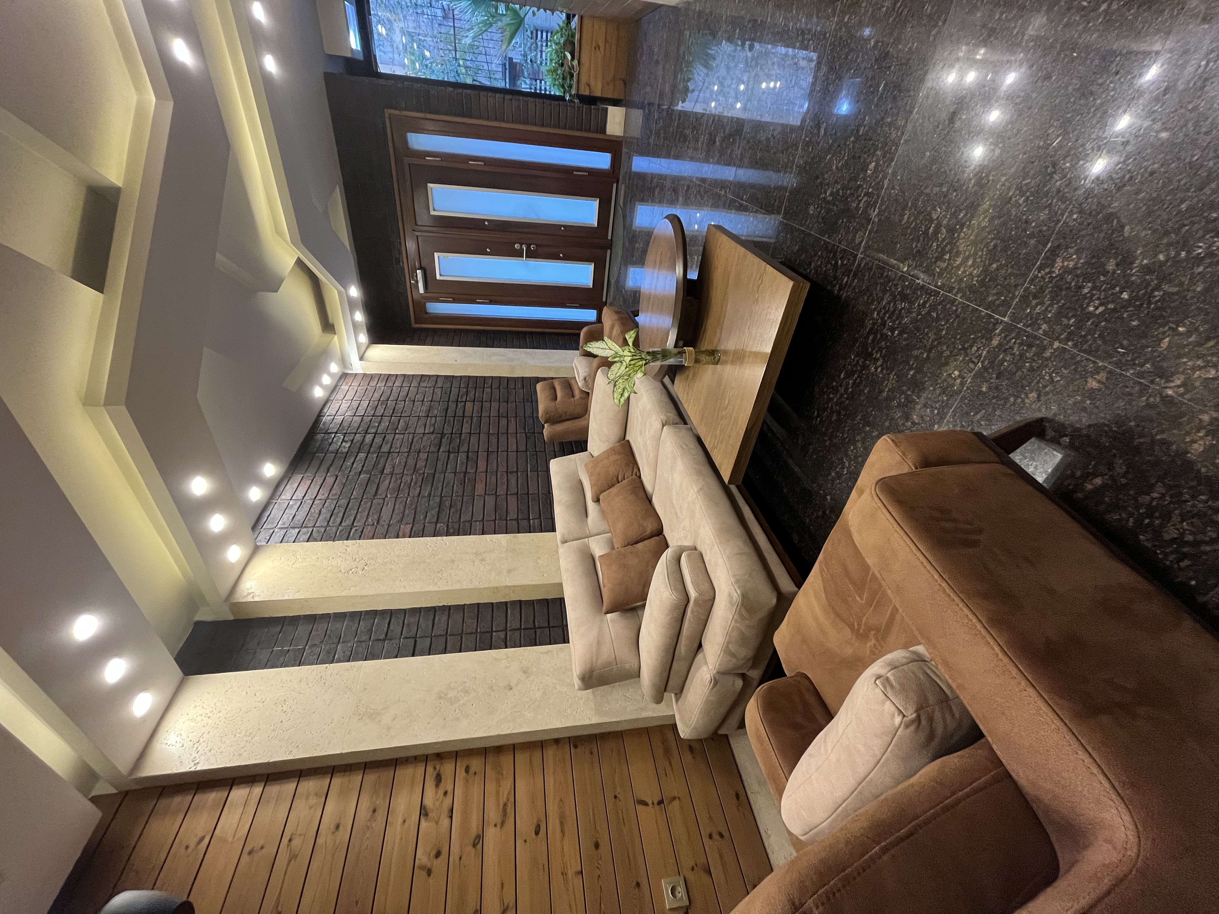 فروش آپارتمان 130 متر دیباجی سه خواب