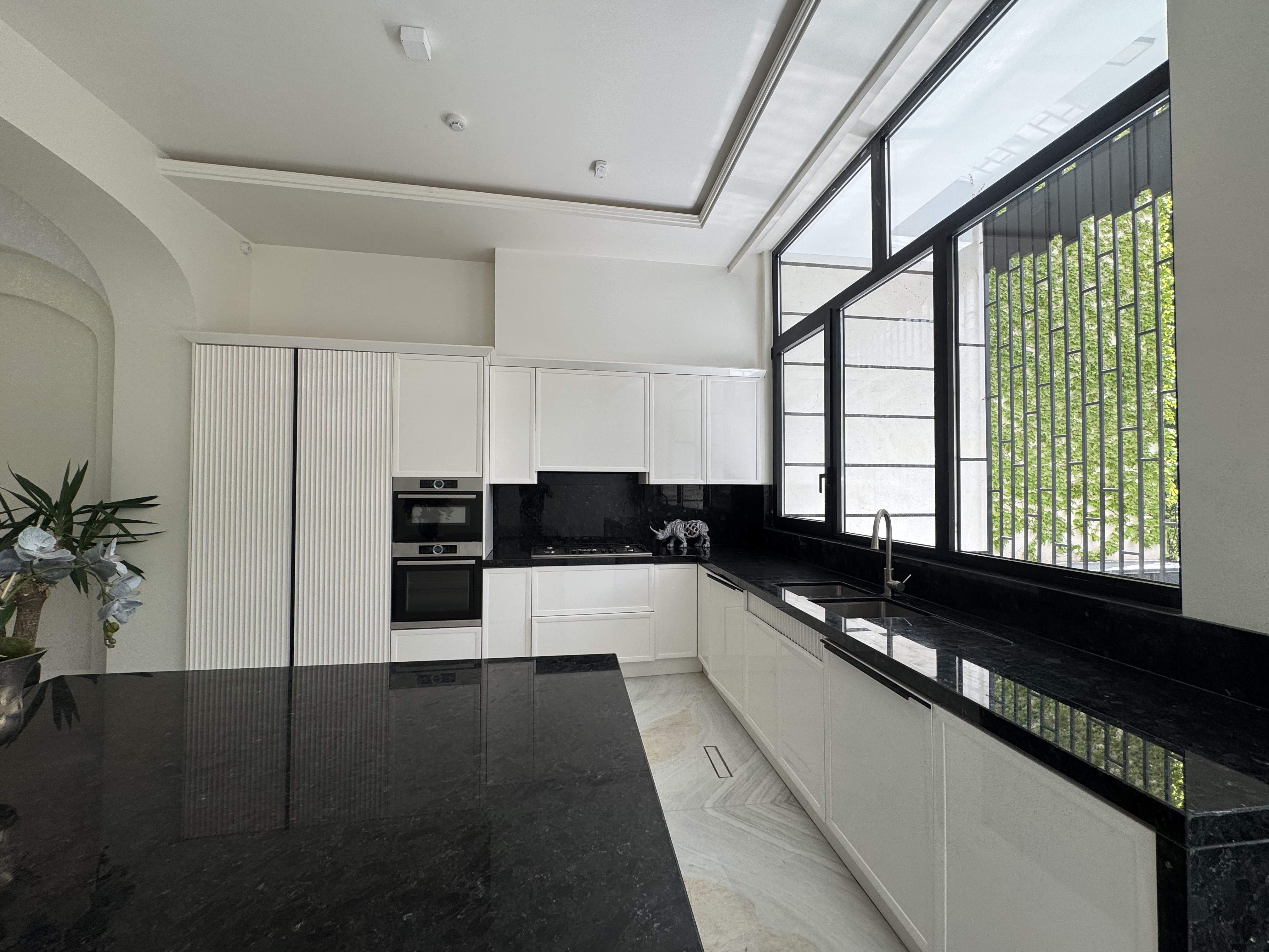 فروش آپارتمان 150 متر نیاوران عمار 2خواب