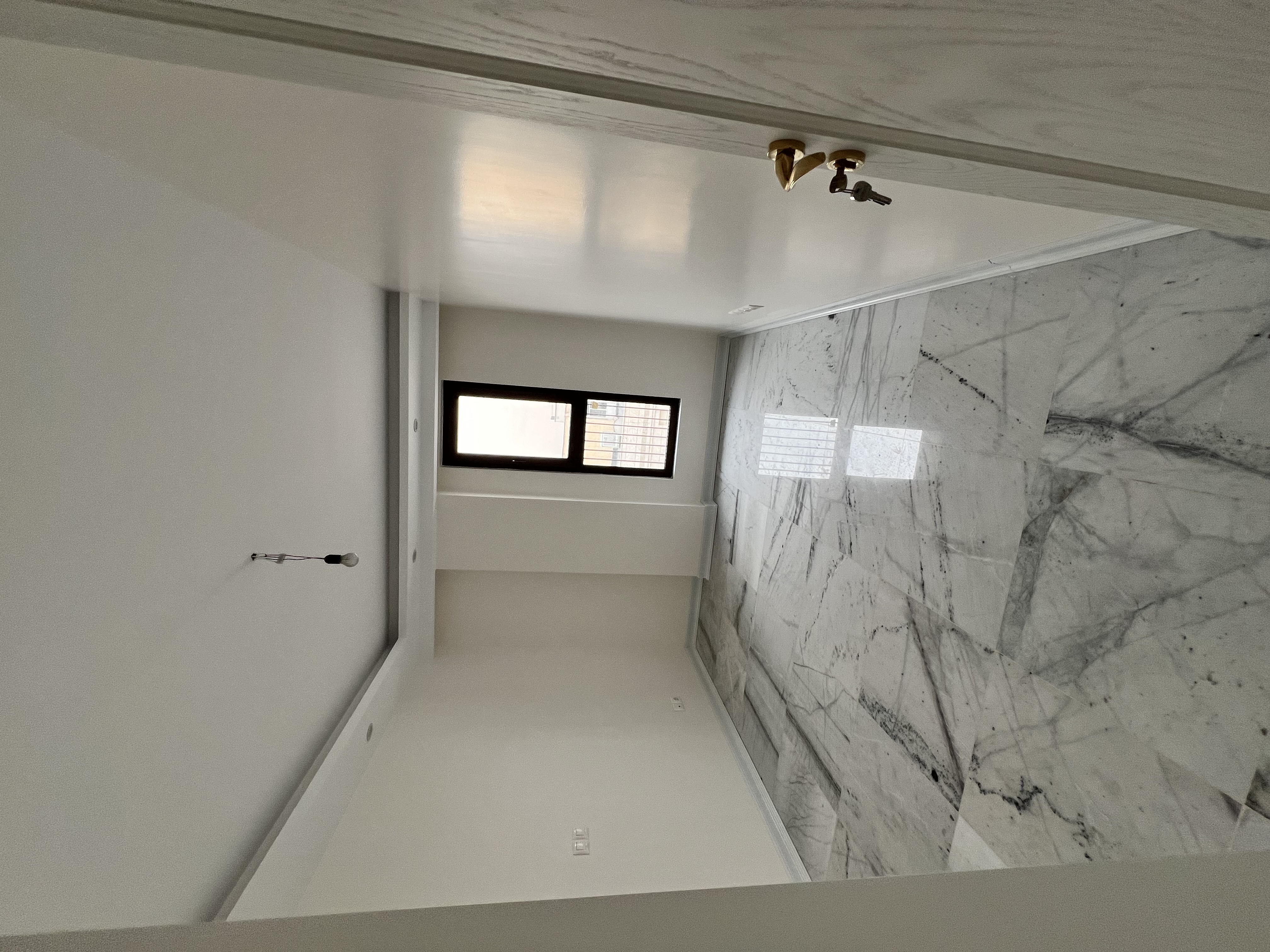 فروش اپارتمان 139متر آپارتمان پاسداران غرق نور مستقیم