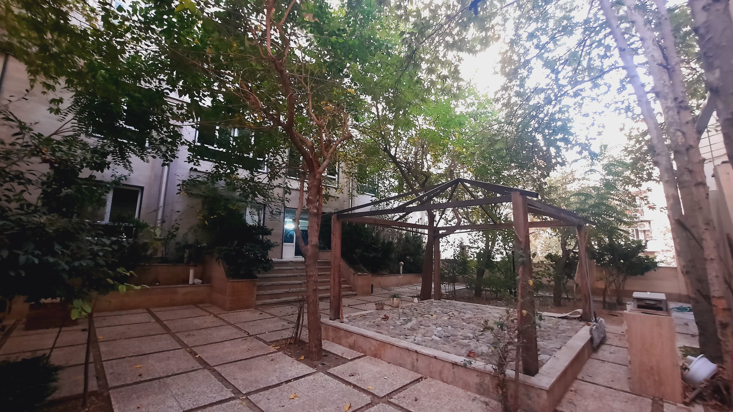 فروش آپارتمان 121 متر 3 خواب نیاوران