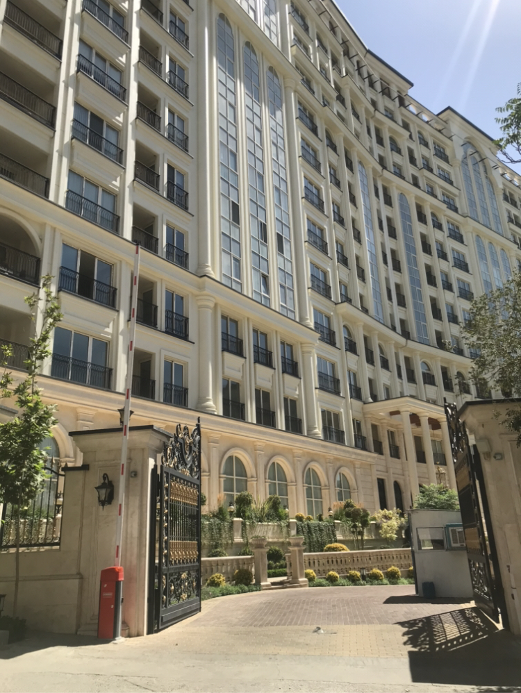 فروش آپارتمان 125 متر نیاوران 2 خواب فول