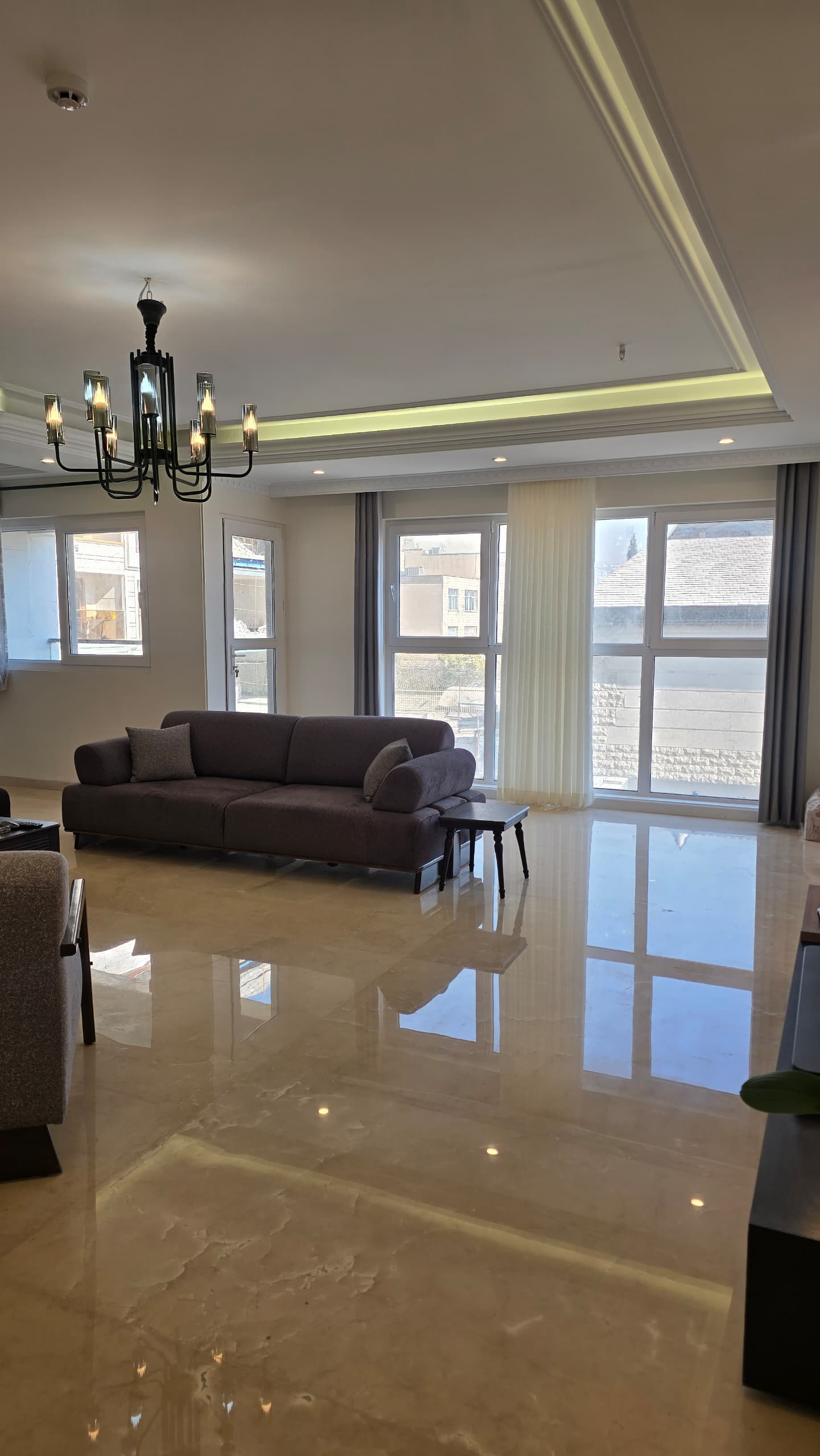 فروش آپارتمان 220متر نیاوران 3خواب دوپارکینگ