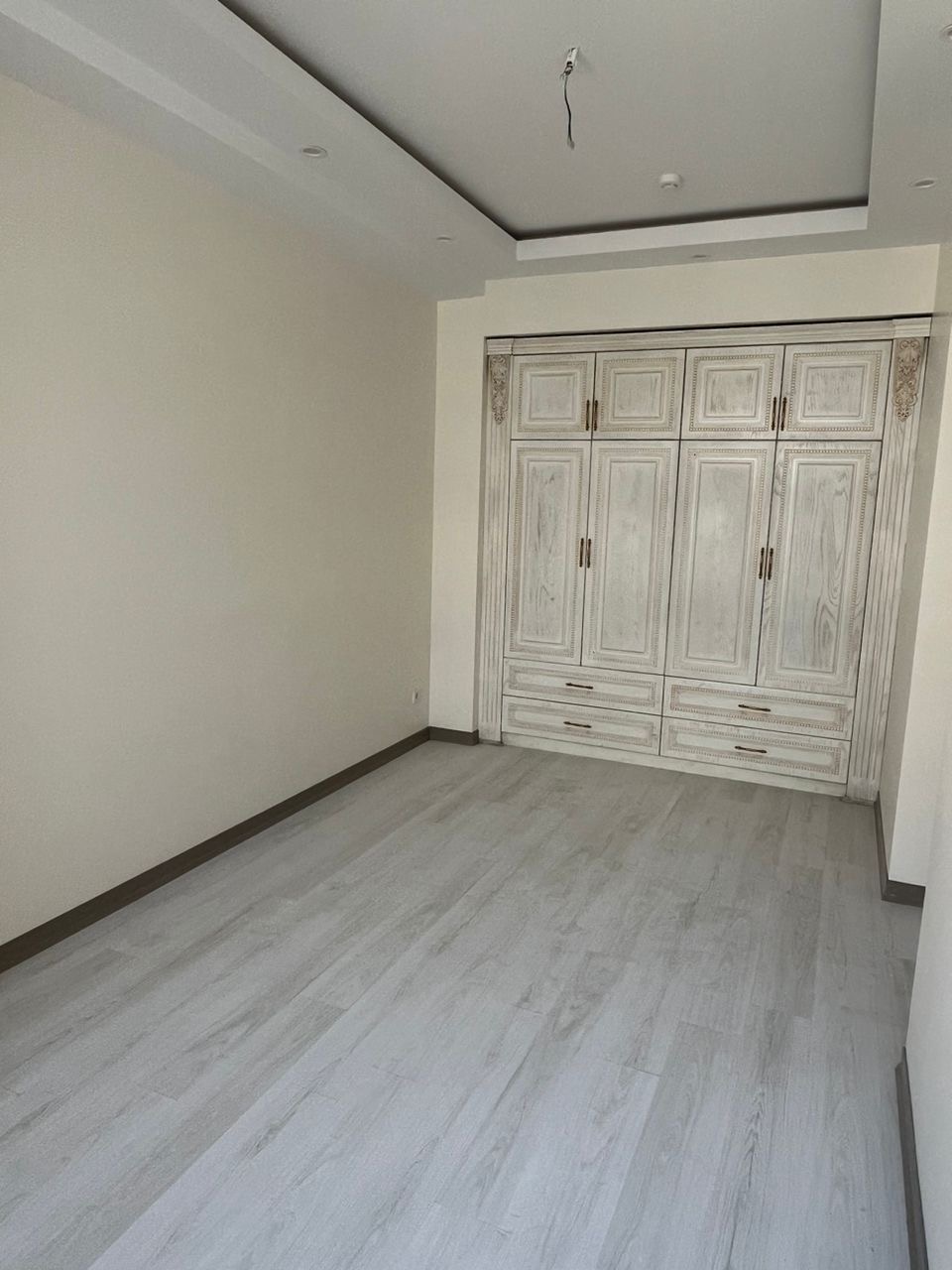 اجاره آپارتمان 200 متر اندرزگو 3خواب