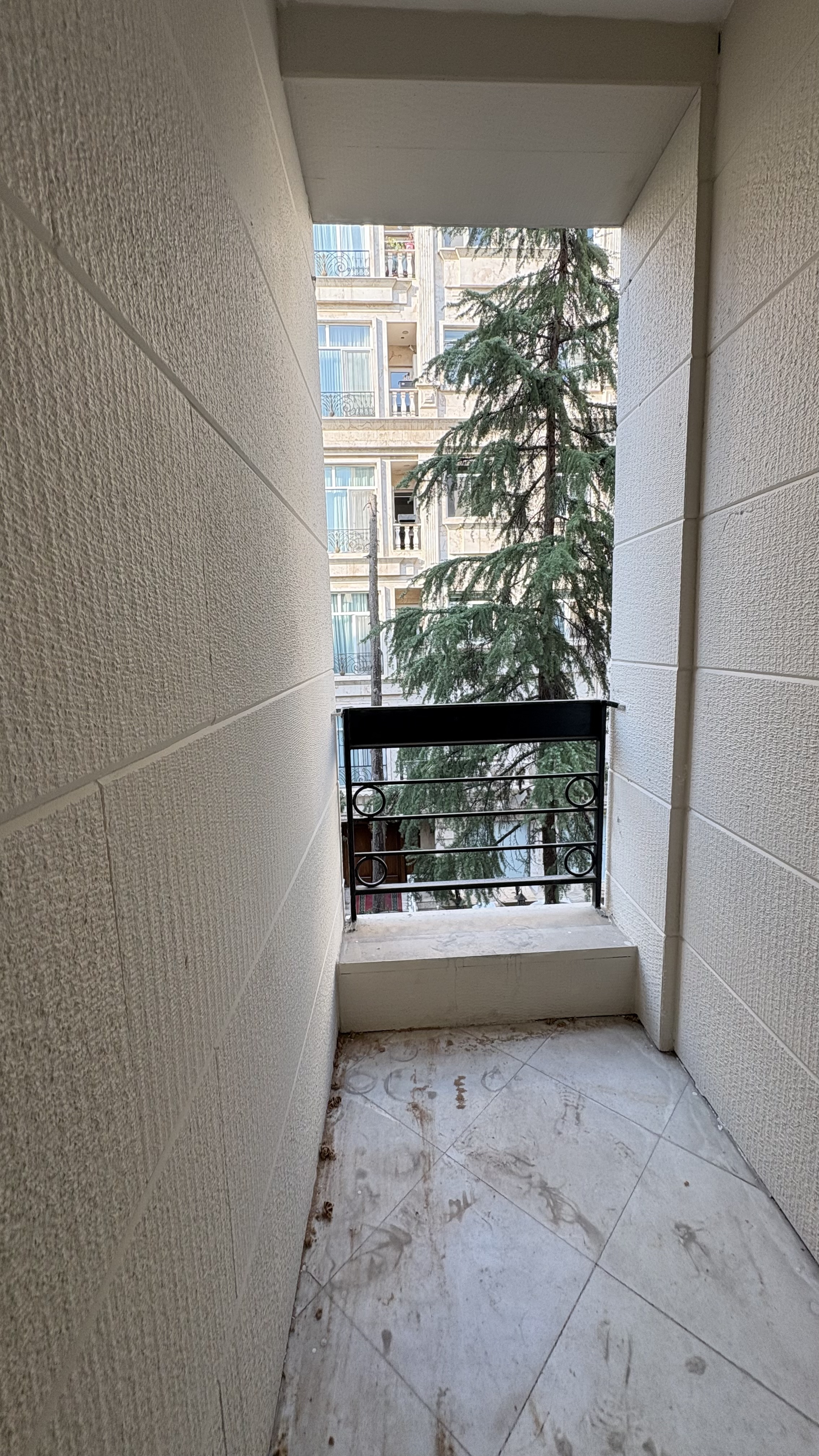 فروش آپارتمان/210 متر/3خواب/شمال کاخ