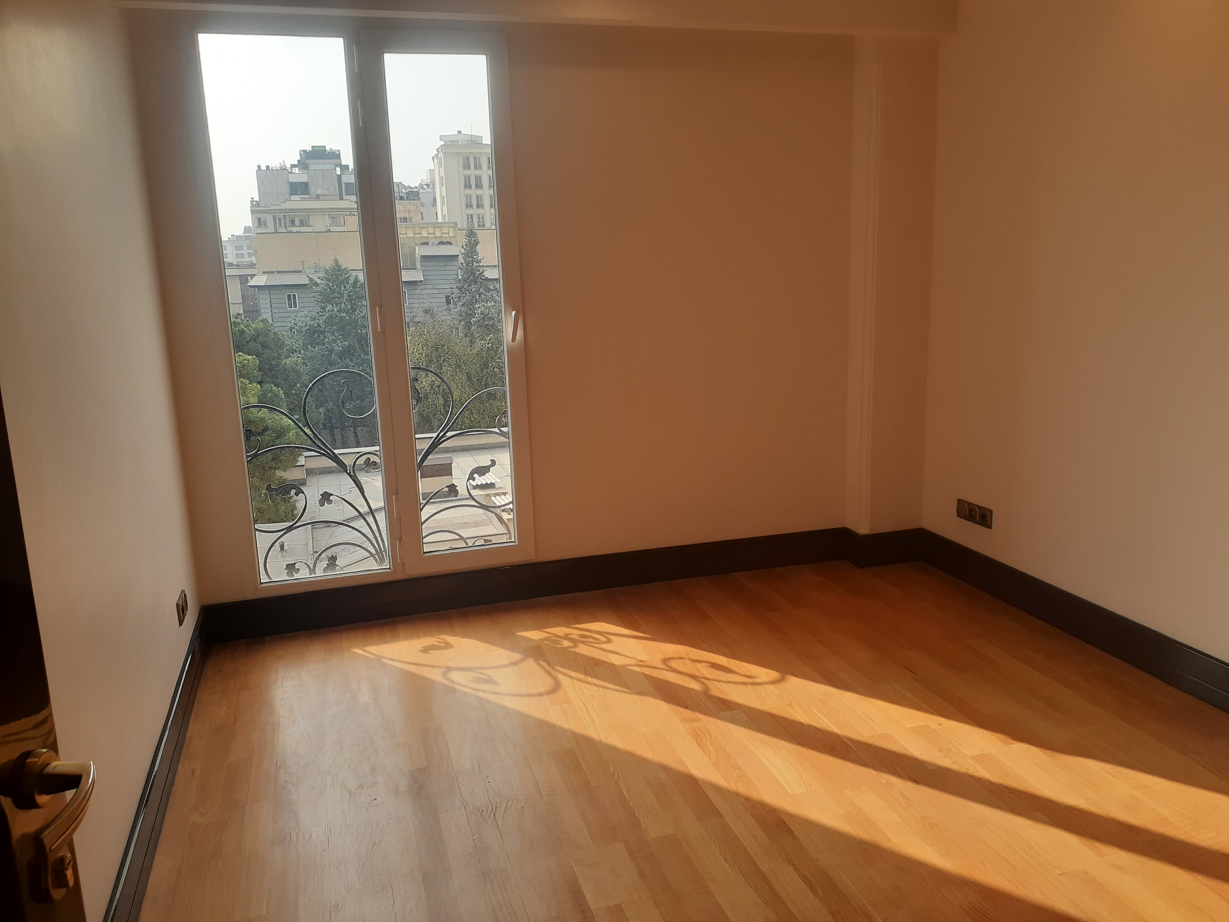 فروش آپارتمان 375 متر دروس مافوق لاکچری و گران قیمت