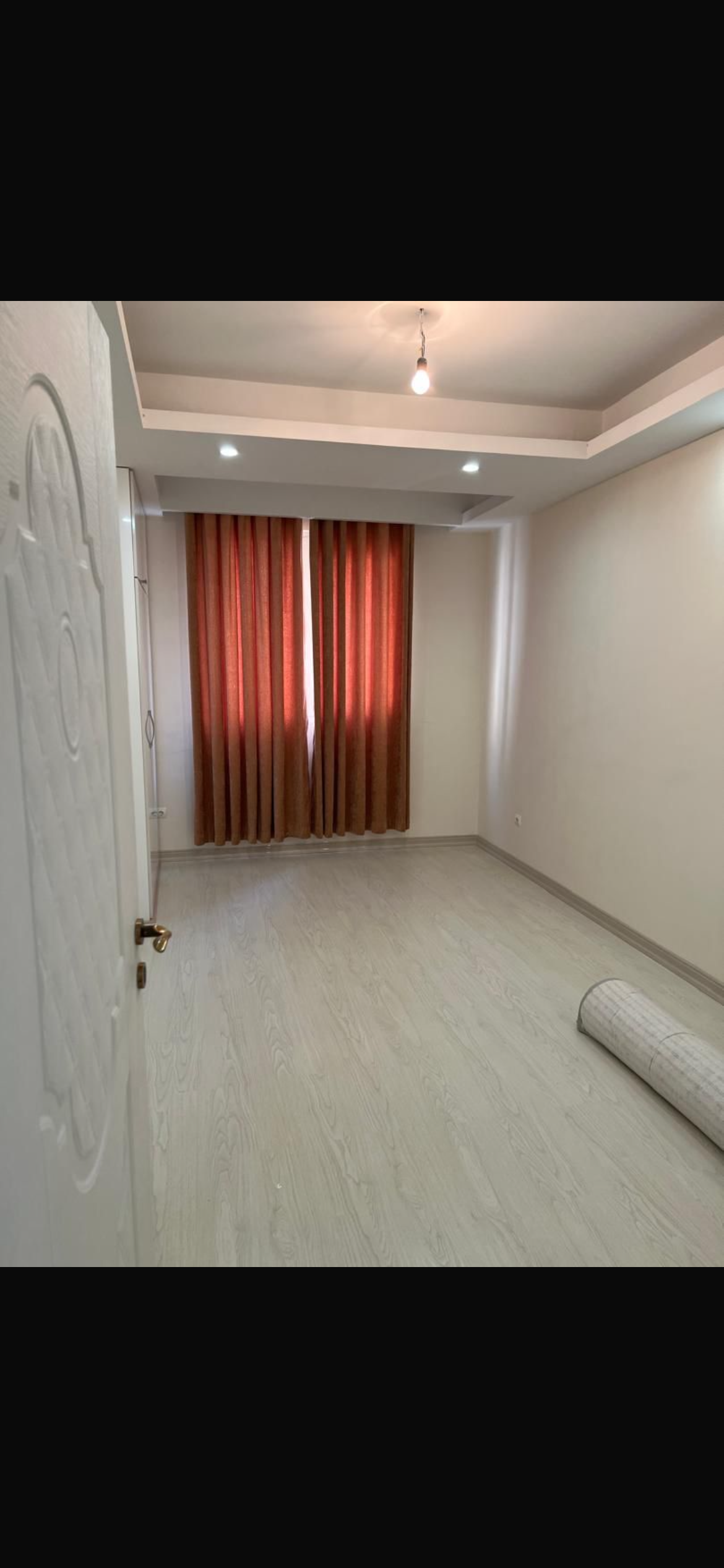 گلسنگ 120 متر 2 خواب نیاوران