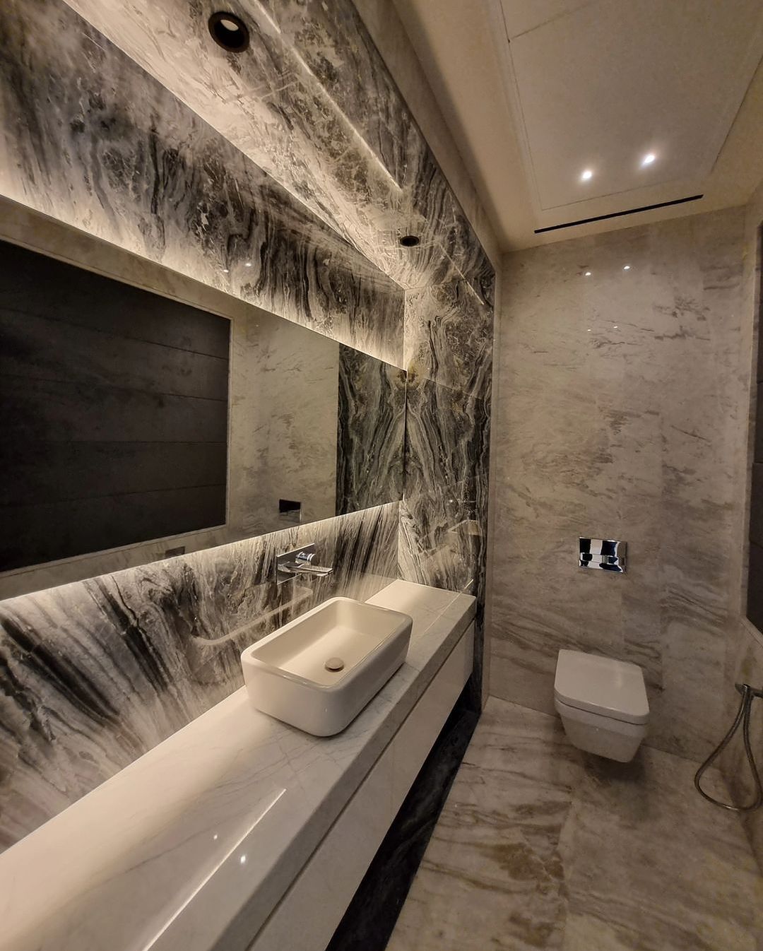 آپارتمان 350متر 4خواب مستر فول مشاعات فرمانیه