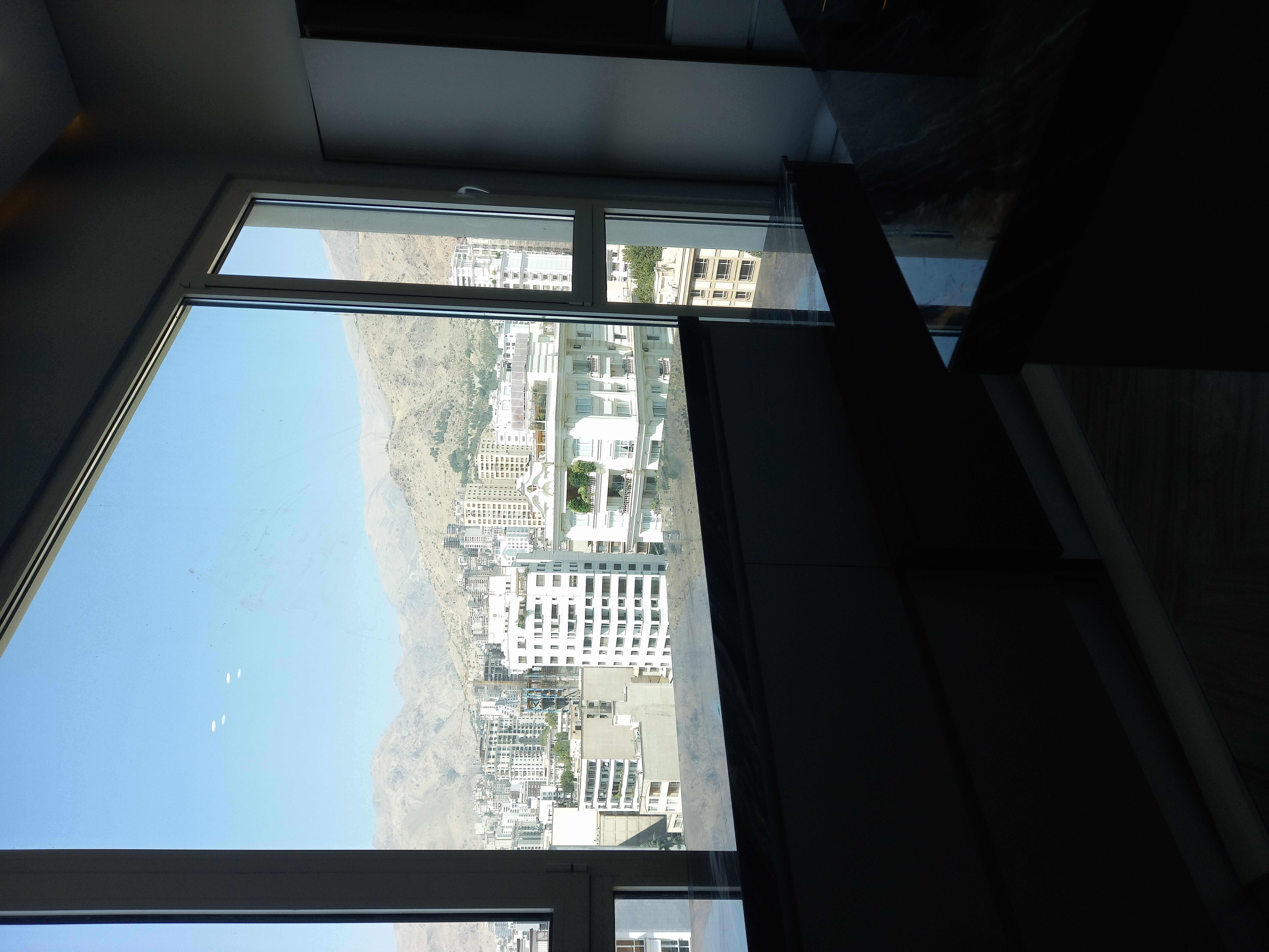 فروش آپارتمان 218متر نیاوران همکف با حس پنت هاوس ارتفاع سقف 4.50