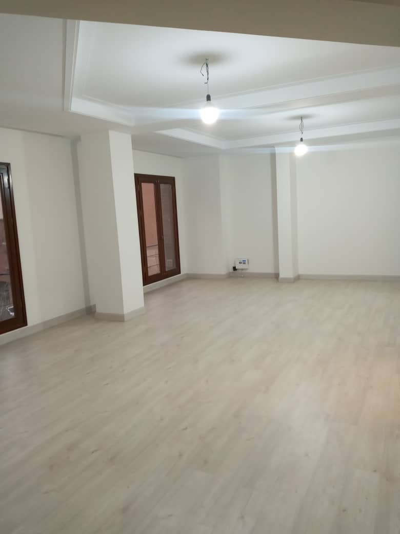 فروش آپارتمان 200 متر دیباجی