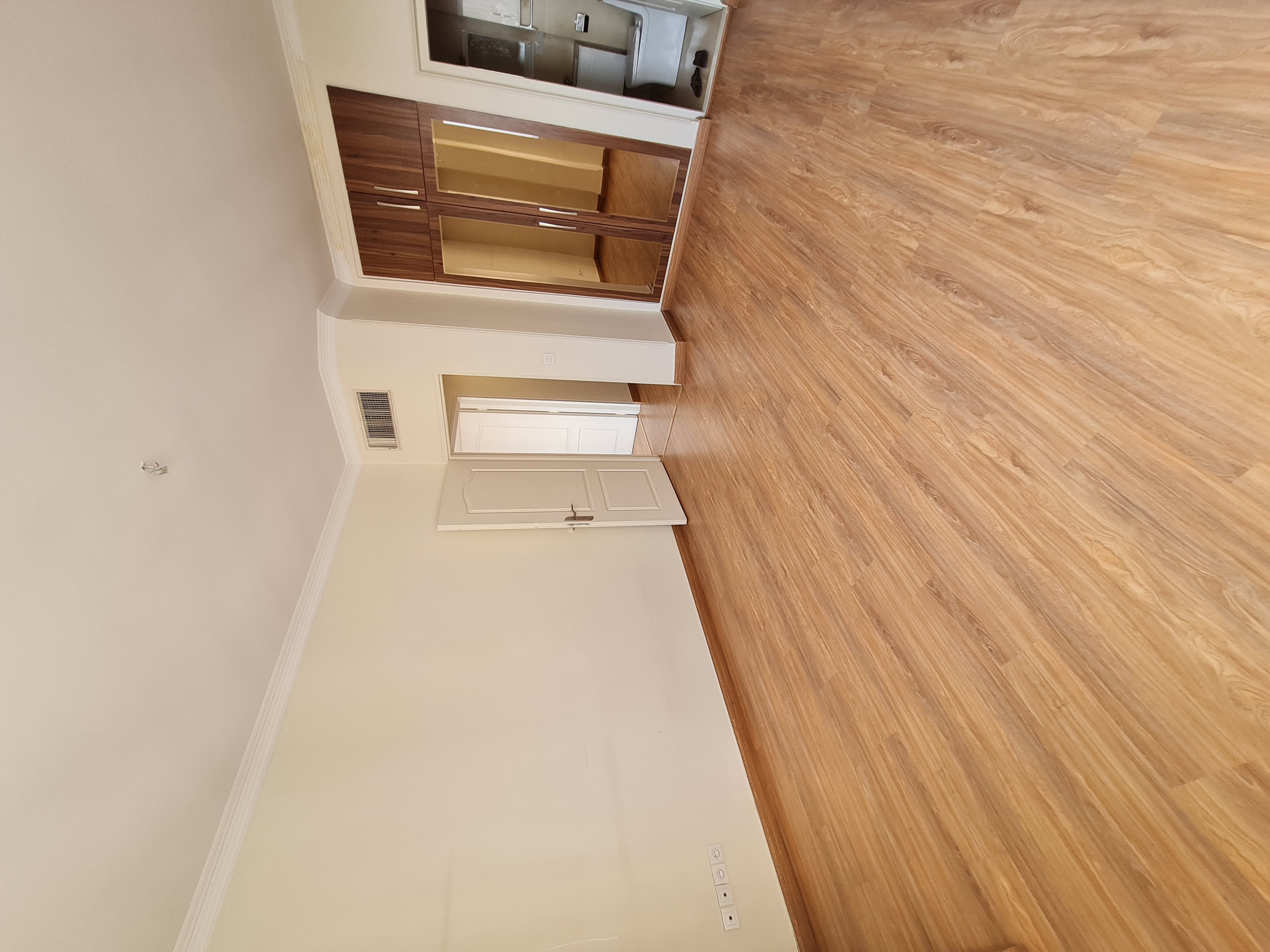 فروش آپارتمان 95 متر تاپ لوکیشن کیکاووس
