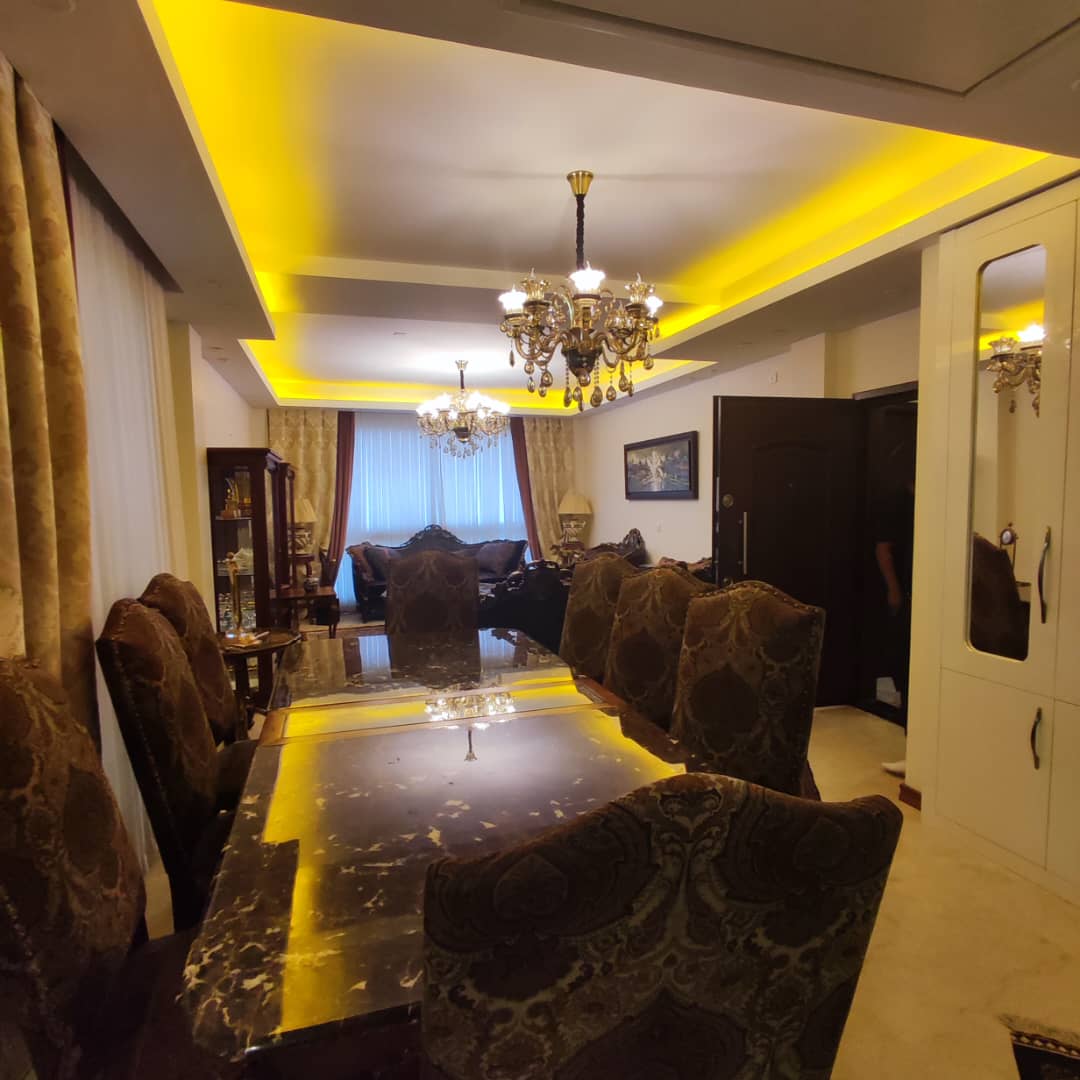 فروش آپارتمان 240 متر فرمانیه فول مشاعات