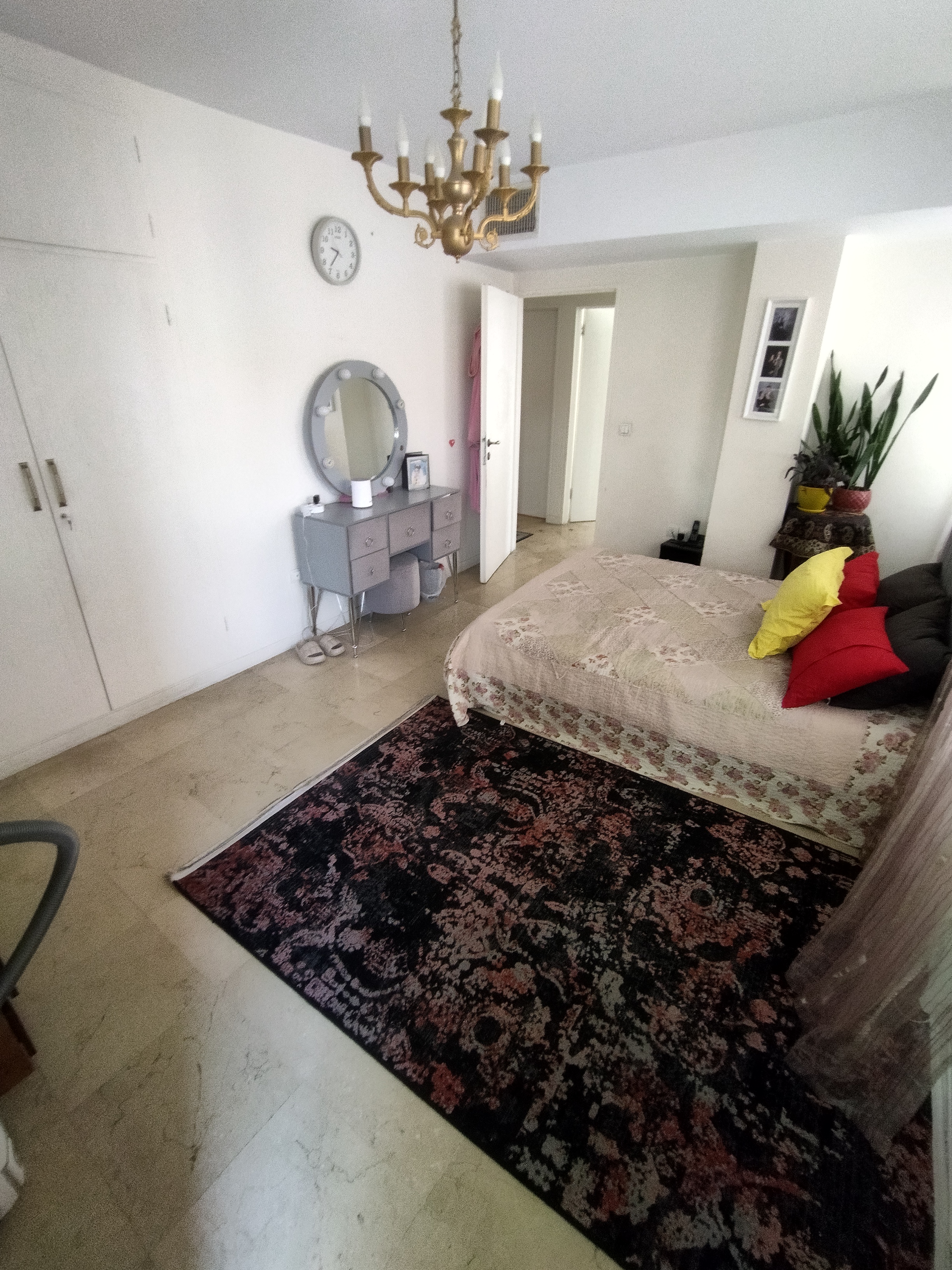 اجاره آپارتمان 121 متر هفت حوض فول امکانات