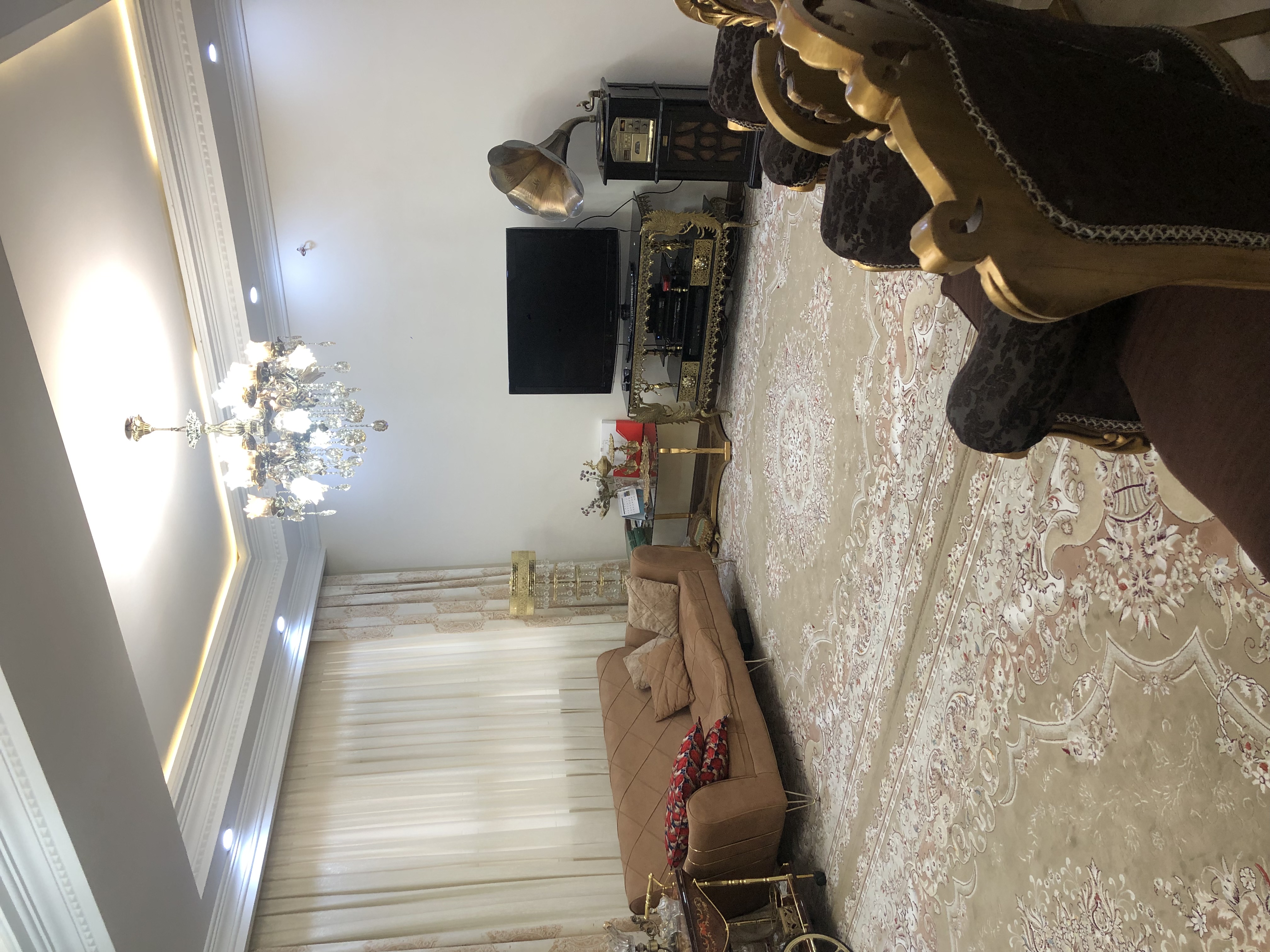 105متری شمال کاخ