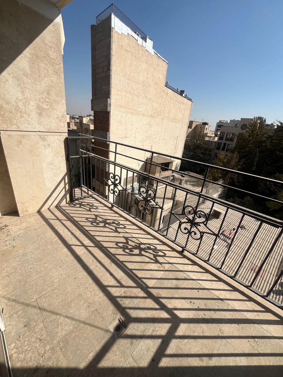 فروش آپارتمان 100 متر نیاوران