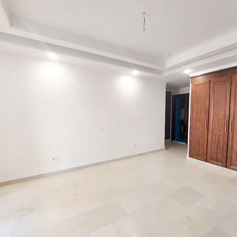 اجاره آپارتمان 220 متر جمشیدیه مناسب خانواده تاپ لوکیشن