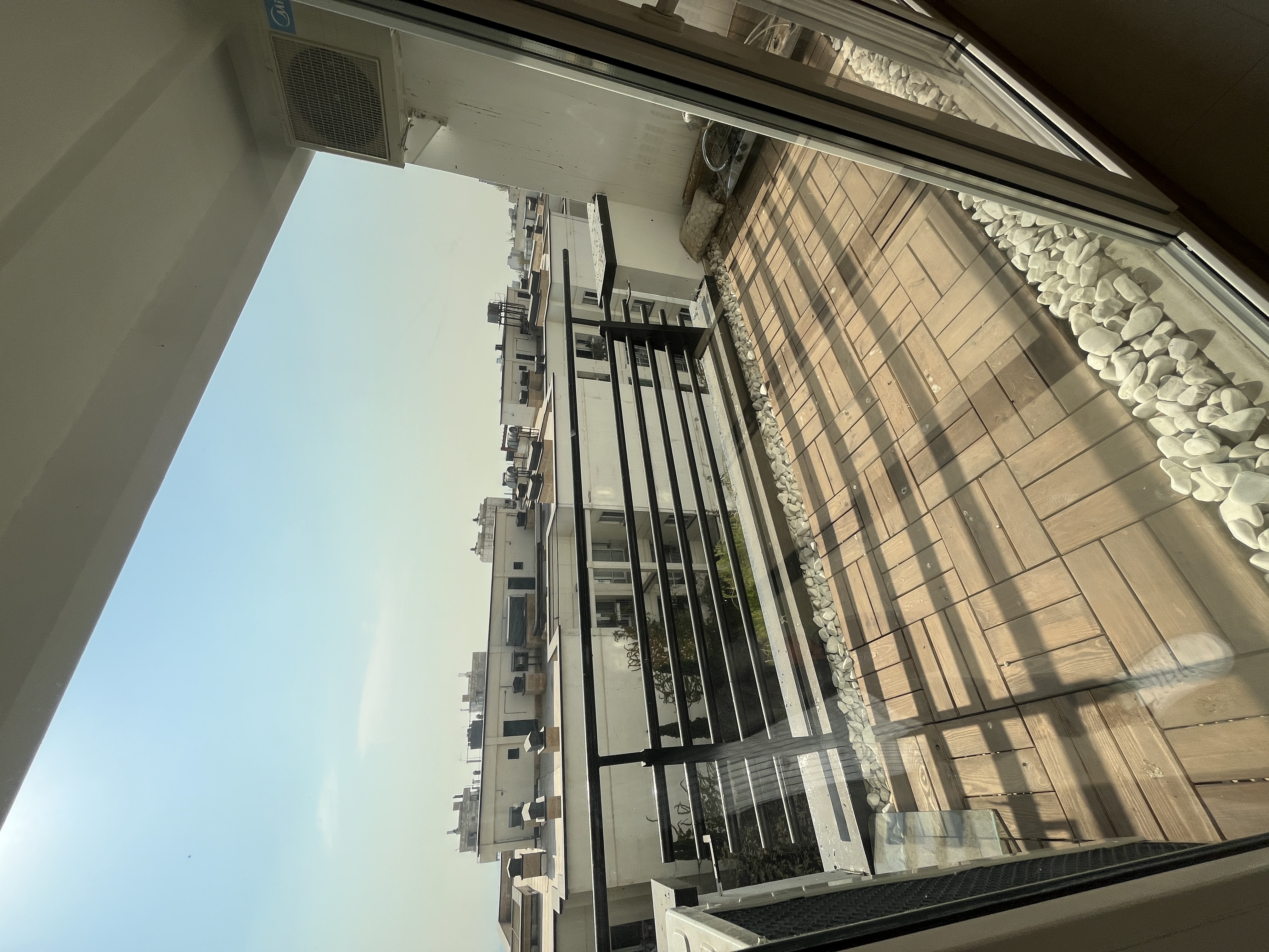 اجاره آپارتمان 140 متر  سوهانک تراس بزرگ غرق نور