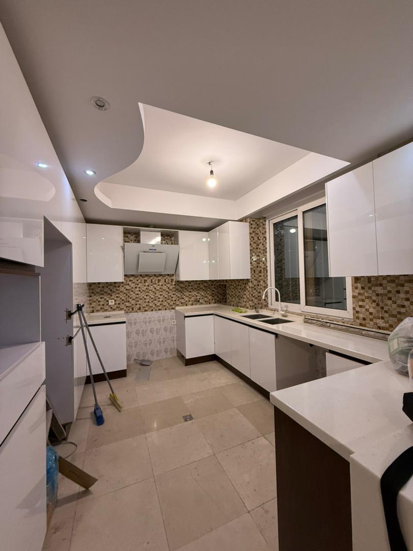 فروش آپارتمان 200 متر دولت