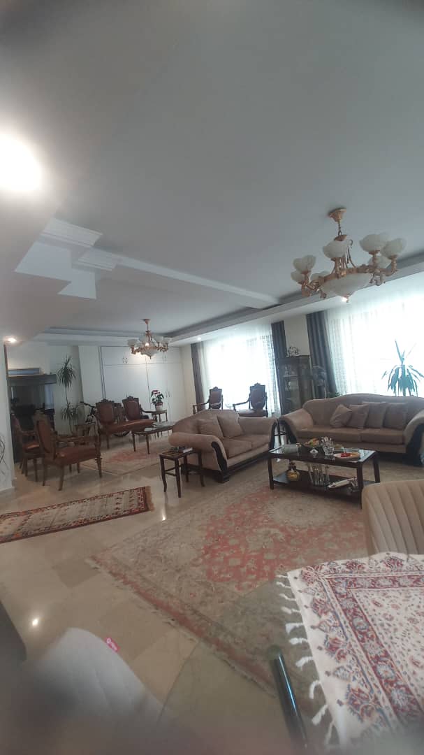 اجاره آپارتمان‌ 190 متر نیاوران مژده