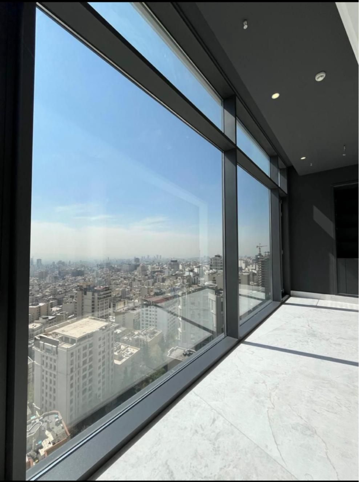 اجاره اپارتمان 250متر فرمانیه فول امکانات