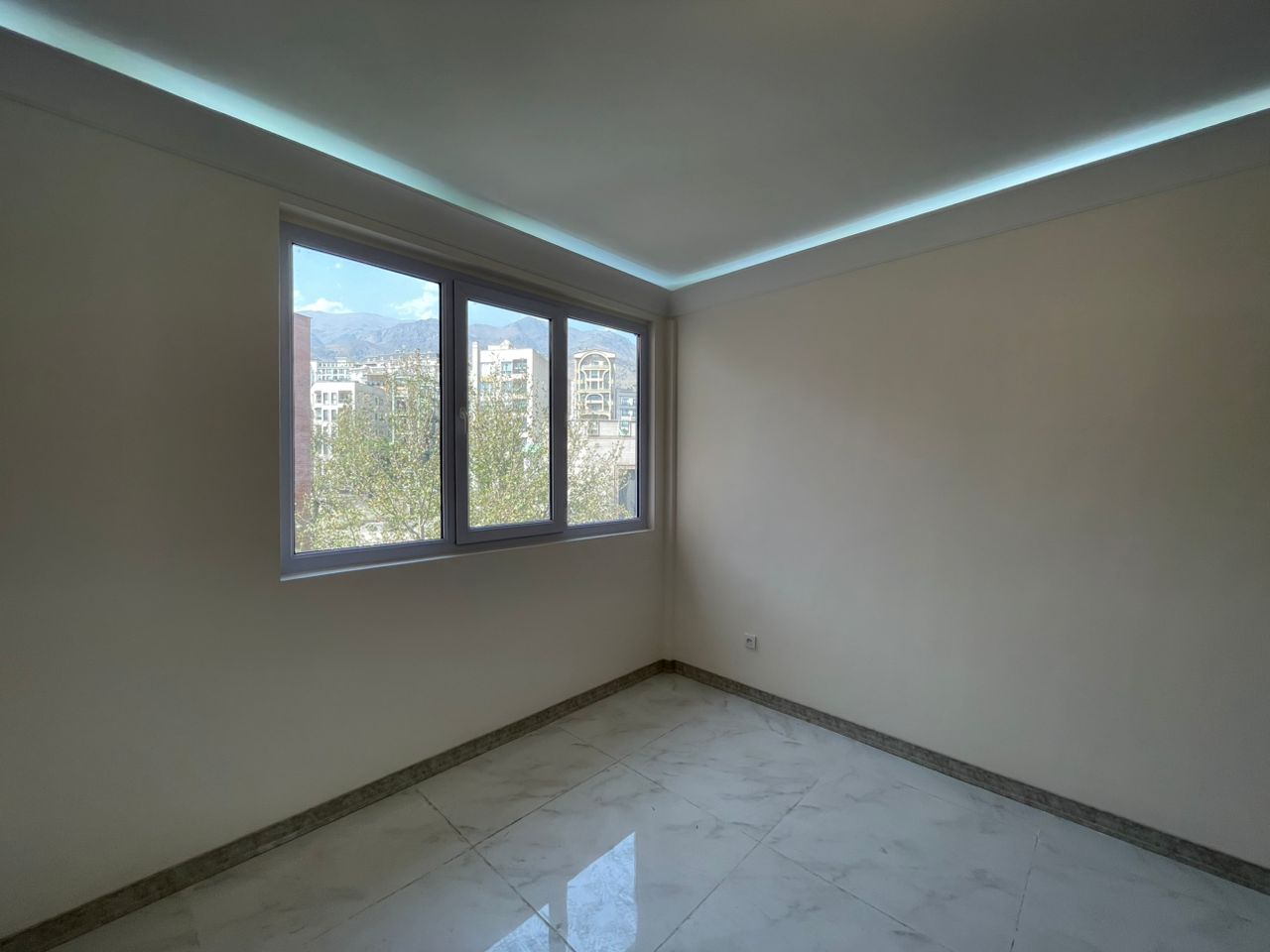فروش آپارتمان 115 متر فرمانیه