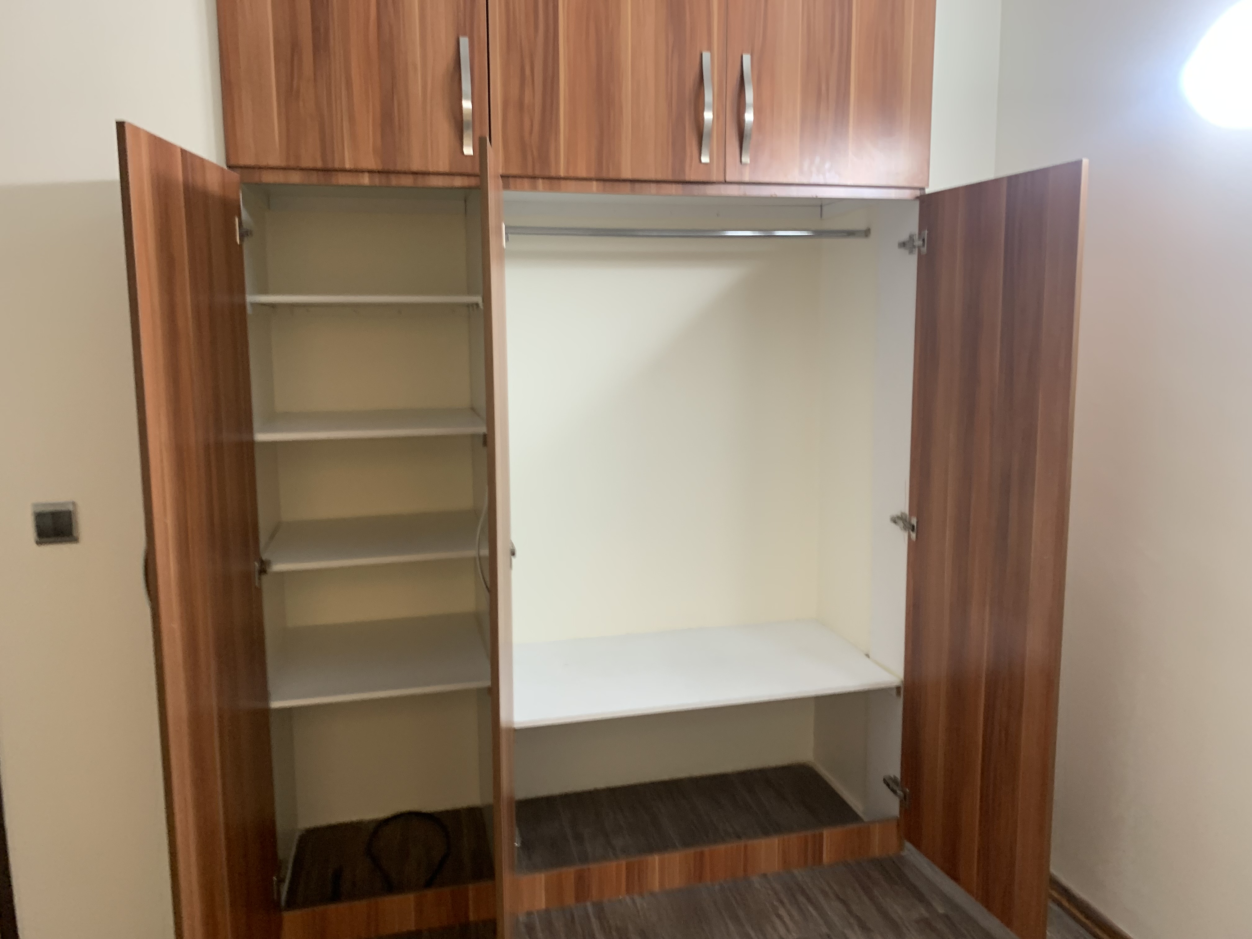 اجاره آپارتمان 156 اختیاریه فول امکانات box