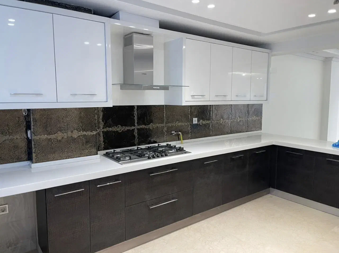 فروش آپارتمان  212متر فرمانیه  3خواب مستر لابی مبله