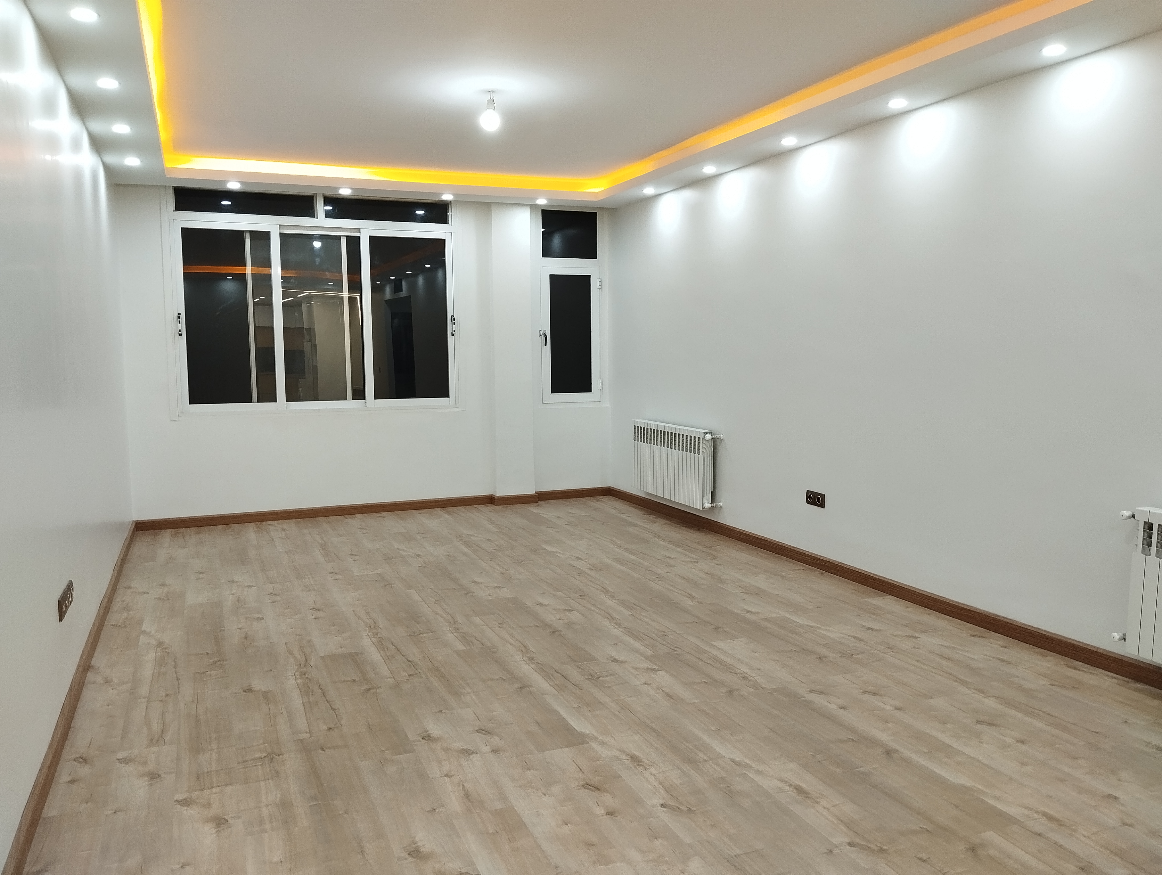 فروش آپارتمان 103 متر دولت جهانتاب