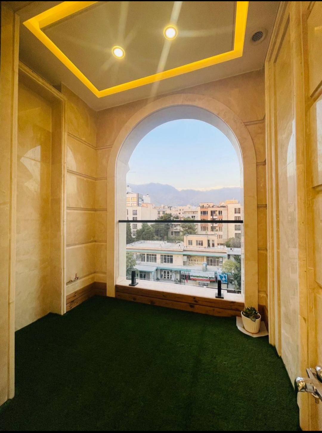 فروش آپارتمان اقدسیه 189 متر لوکیشن دسترسی  قابلیت سرمایه گذاری برند