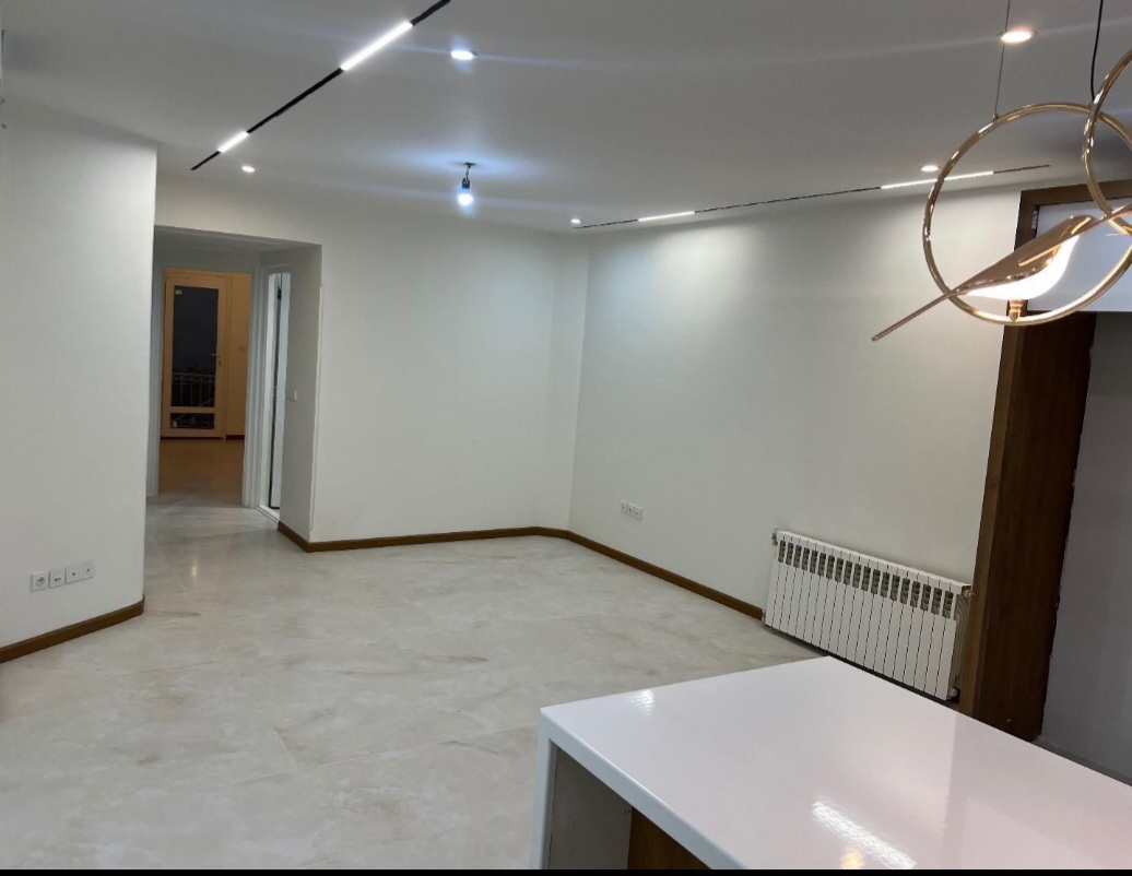 اپارتمان 140متری دو خواب فول بازسازی تک واحدی