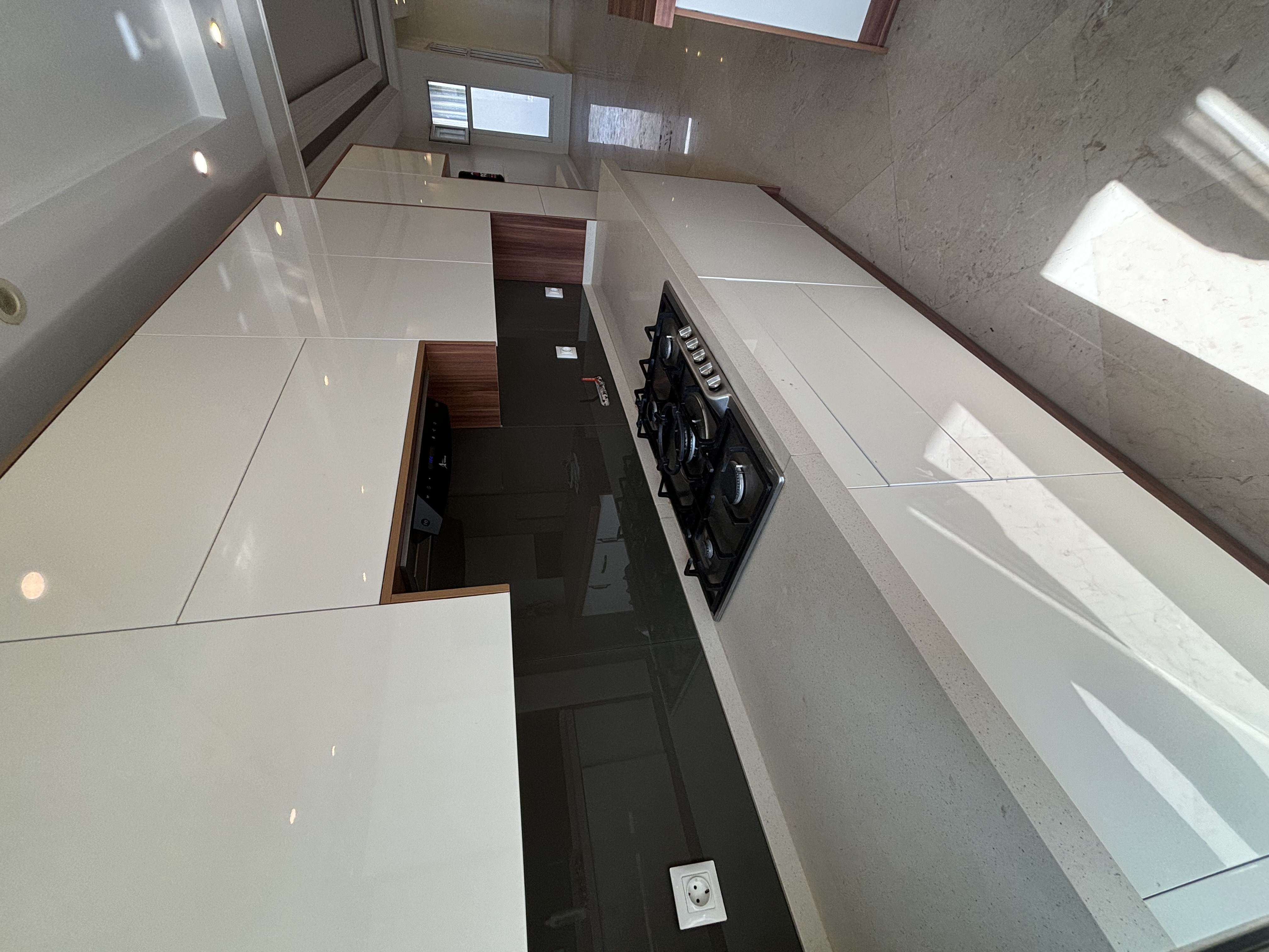 اجاره آپارتمان 145 متر تاپ لوکیشن کیکاووس