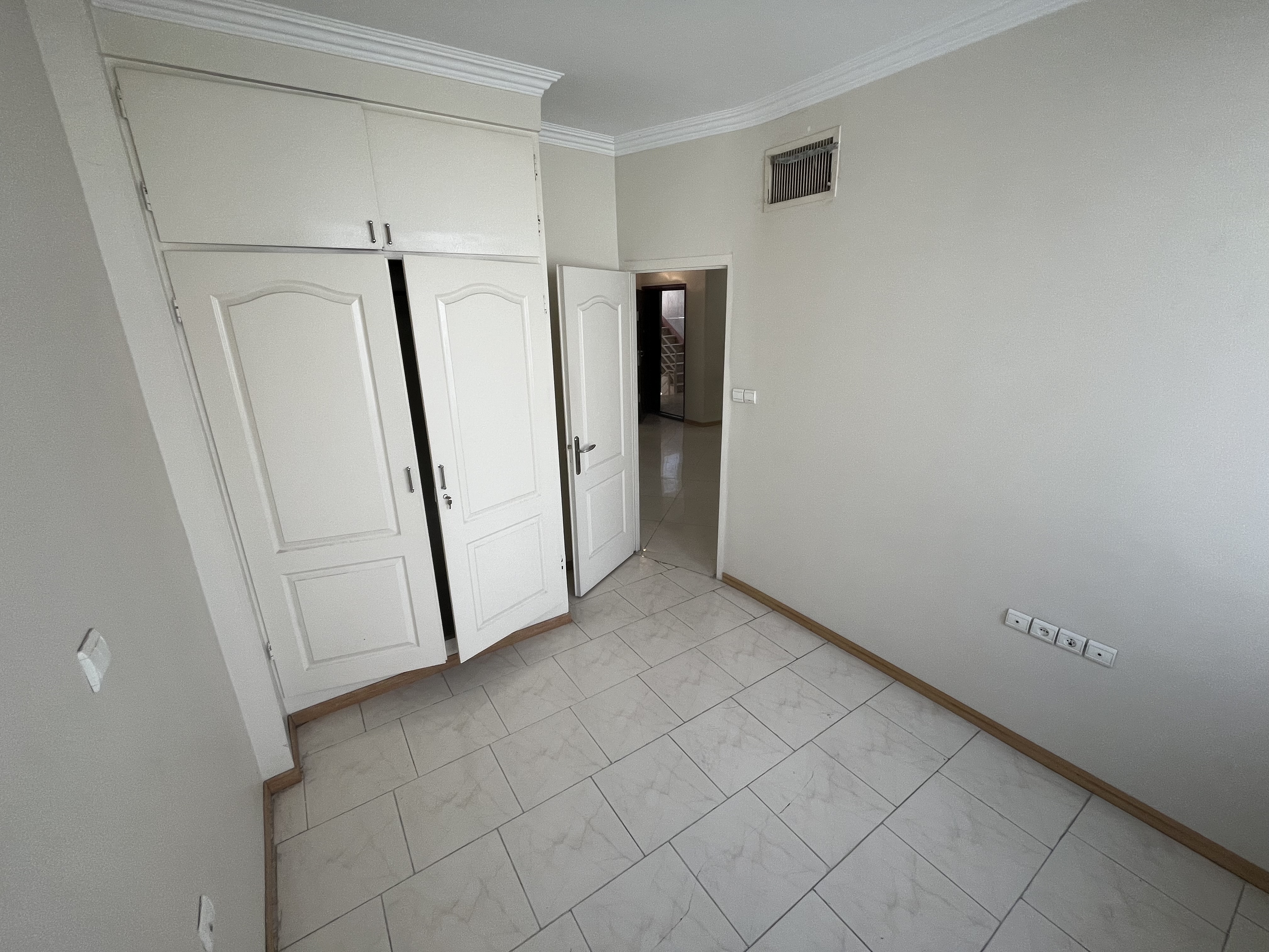 اجاره آپارتمان 125 متر مدائن 3 خواب