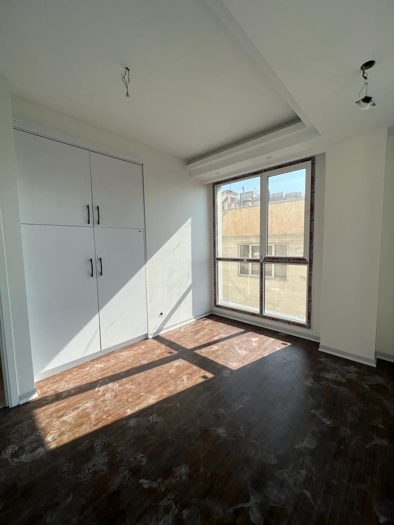 اجاره آپارتمان 120 متر پاسداران غرق نور