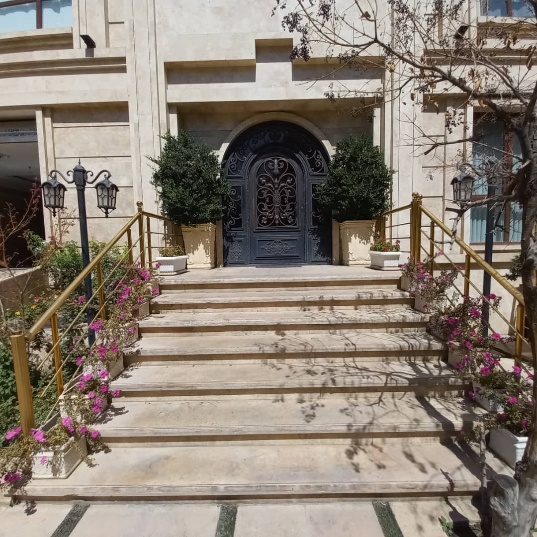 فروش اپارتمان 200 متر اقدسیه