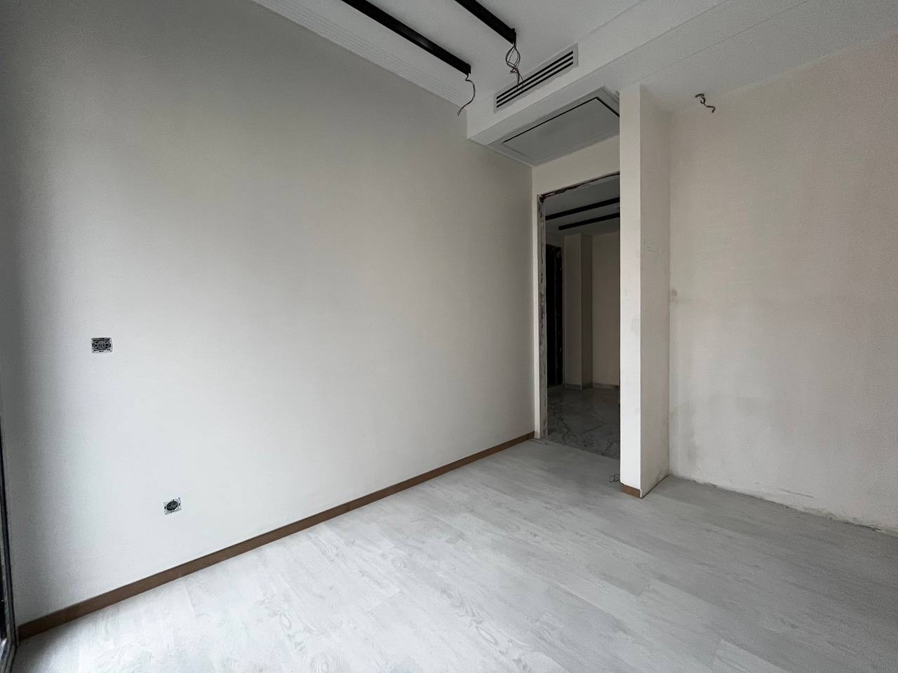 فروش آپارتمان 150 متر آجودانیه 2 مستر فول مشاعات