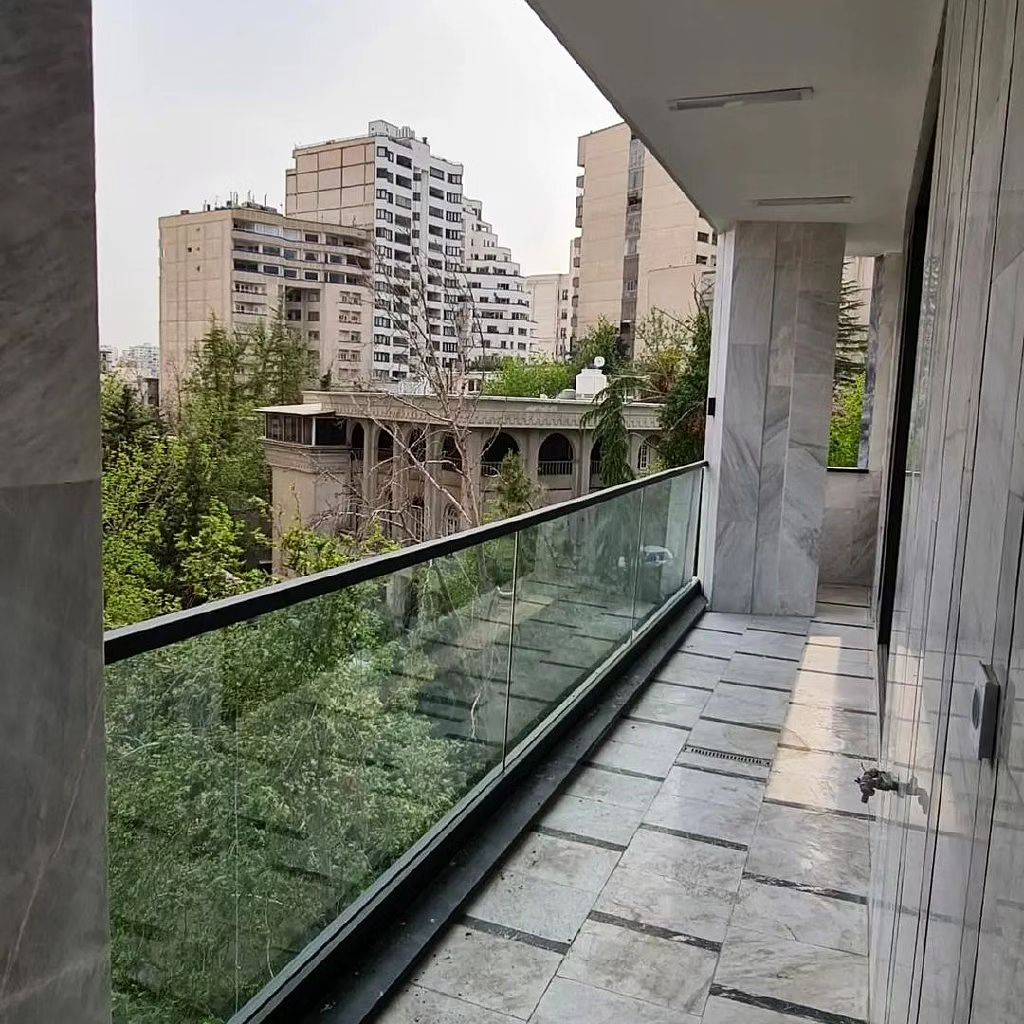 فروش آپارتمان 160متر اندرزگو تاپ لوکیشن