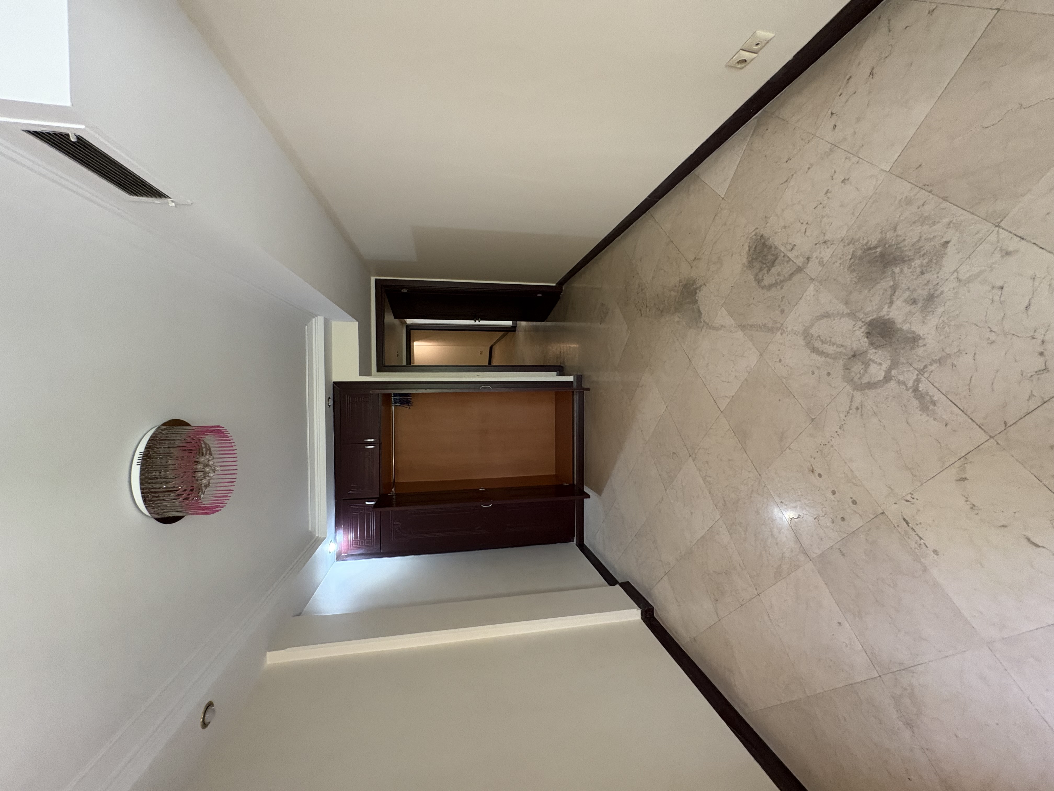 اجاره آپارتمان 135 متری تاپ لوکیشن