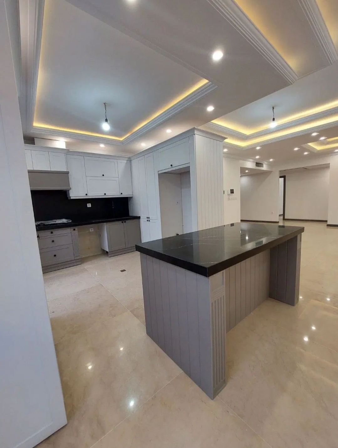 فروش آپارتمان 65متر فرمانیه فول امکانات