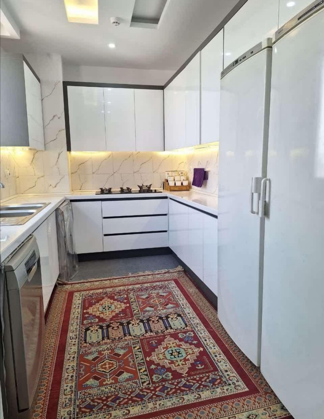 آجاره آپارتمان 100 متر نارمک نور گیر عالی