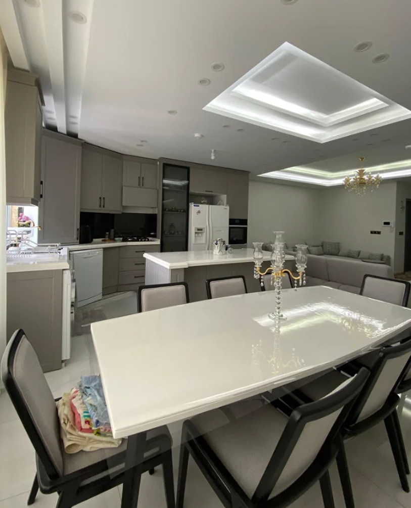 فروش آپارتمان 110 متر دولت  تاپ لوکیشن جهانتاب ویو مشجر