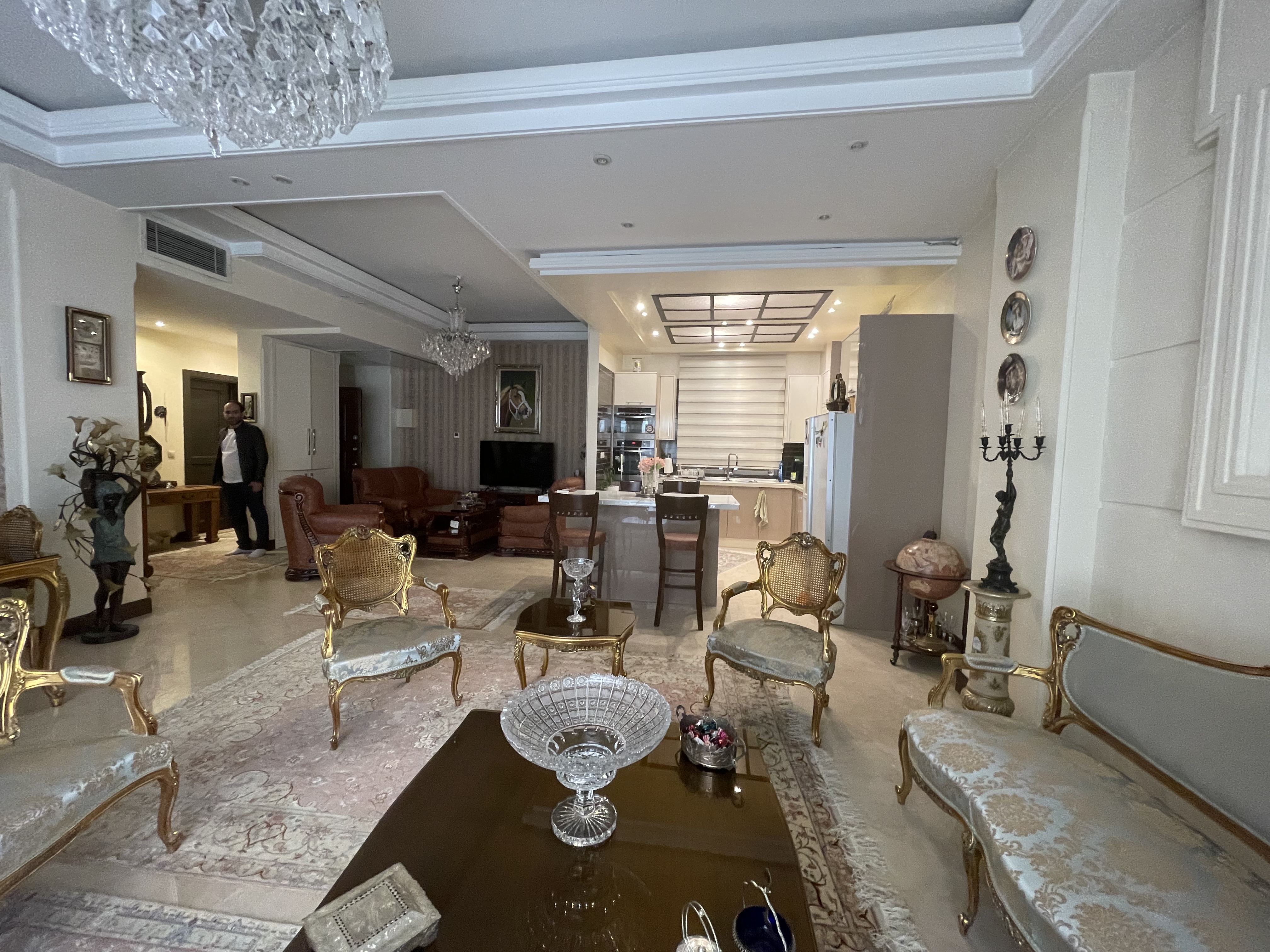 فروش آپارتمان 106 متر نیاوران