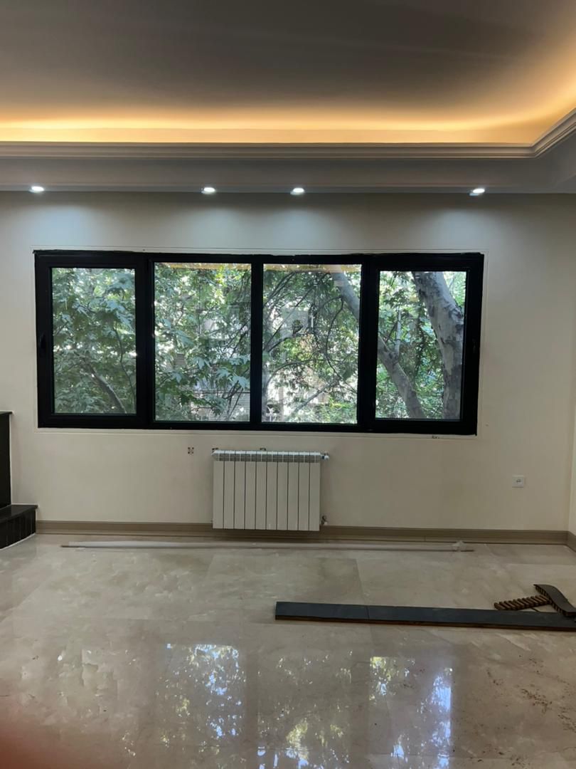 اجاره آپارتمان  200متری تاپ لوکیشن تراس دار