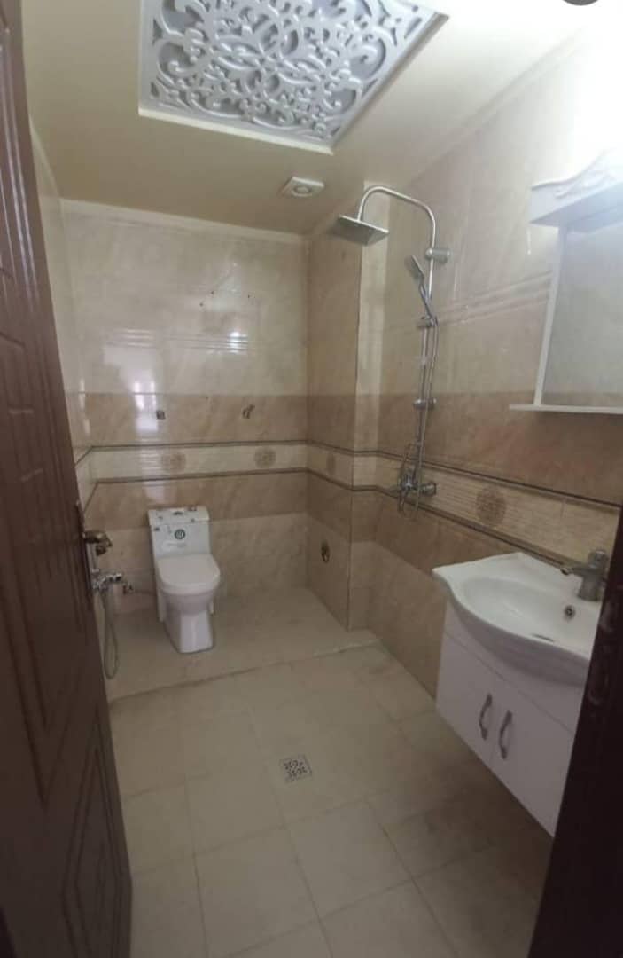 فروش آپارتمان سه خواب موقعیت اداری