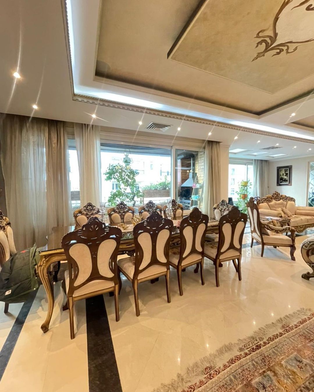 فروش آپارتمان 450 متر فرمانیه سنبل تک واحدی