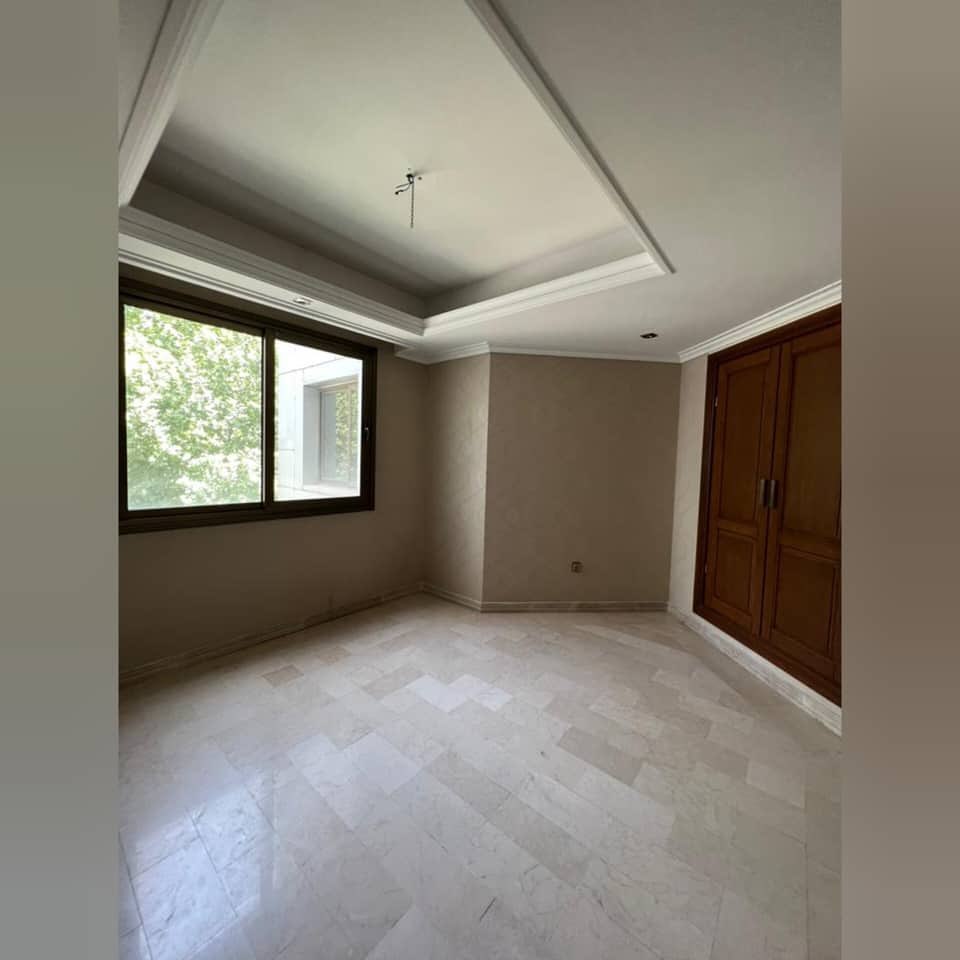 فروش آپارتمان 230متر نیاوران