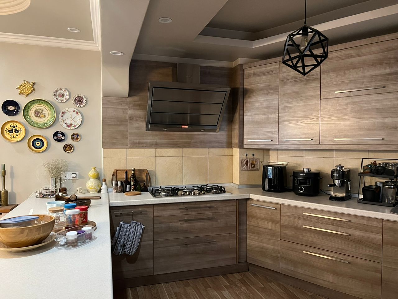فروش آپارتمان 112 متر تاپ لوکیشن آجودانیه